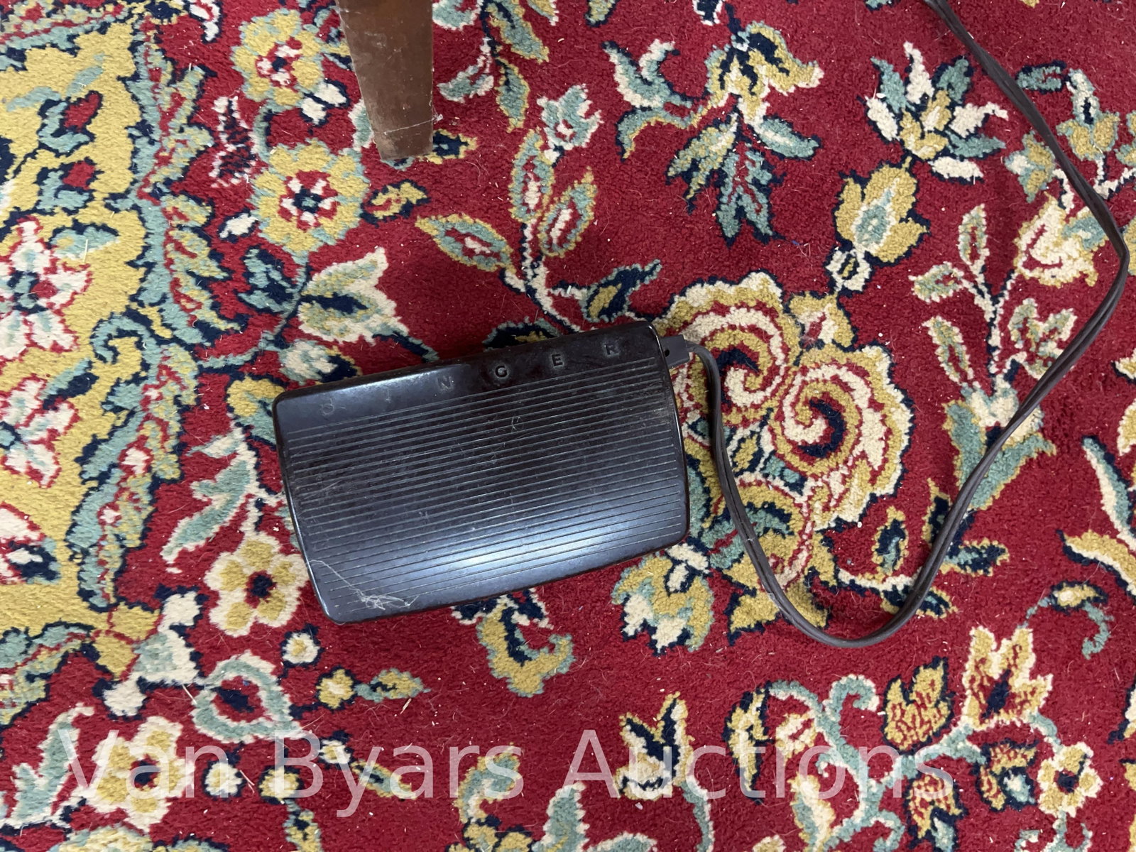 Vintage Singer Sewing Machine, INV. 4019 - 4