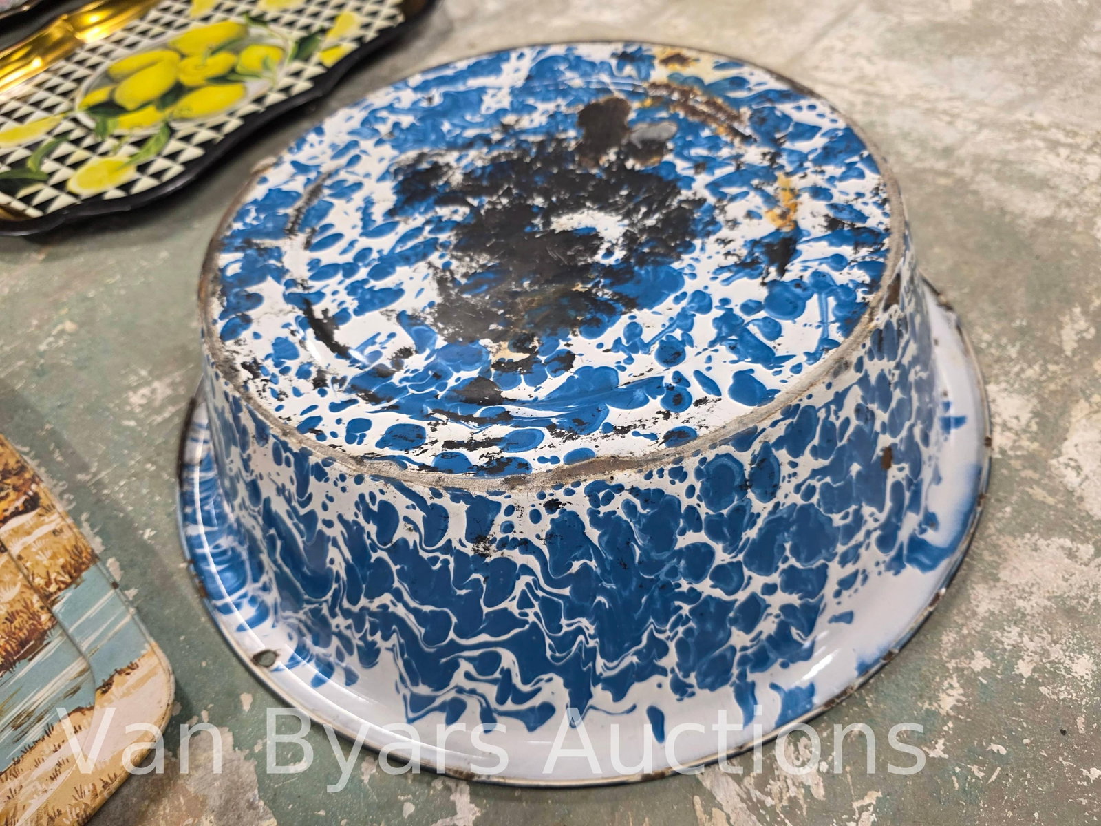Enamelware and Trays, INV. 2204 - 3