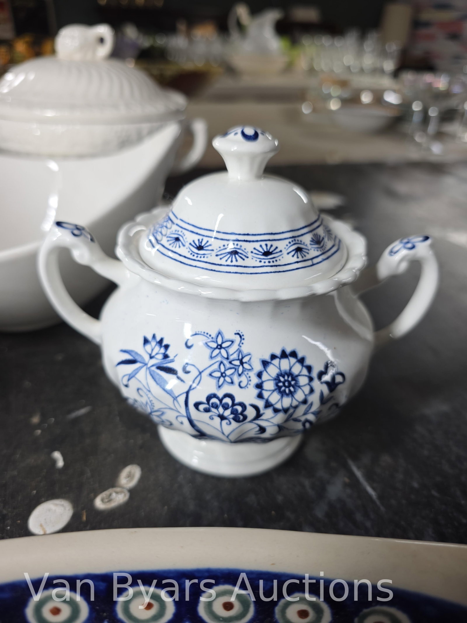 Assorted serving ware, INV. 2321 - 4