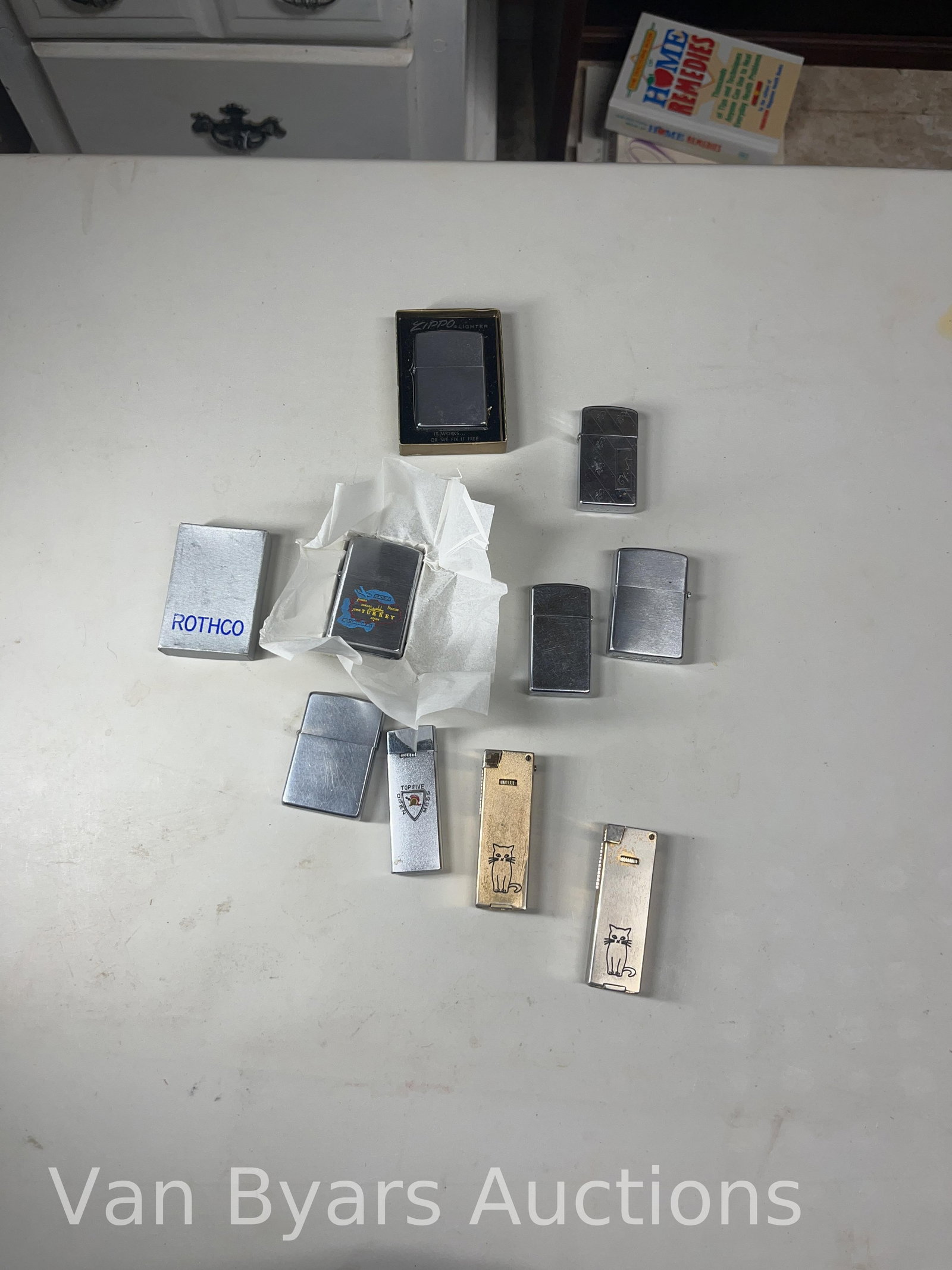 Assorted Lighters, Vintage, Zippos, and more, INV. 2187 (1 of 9)