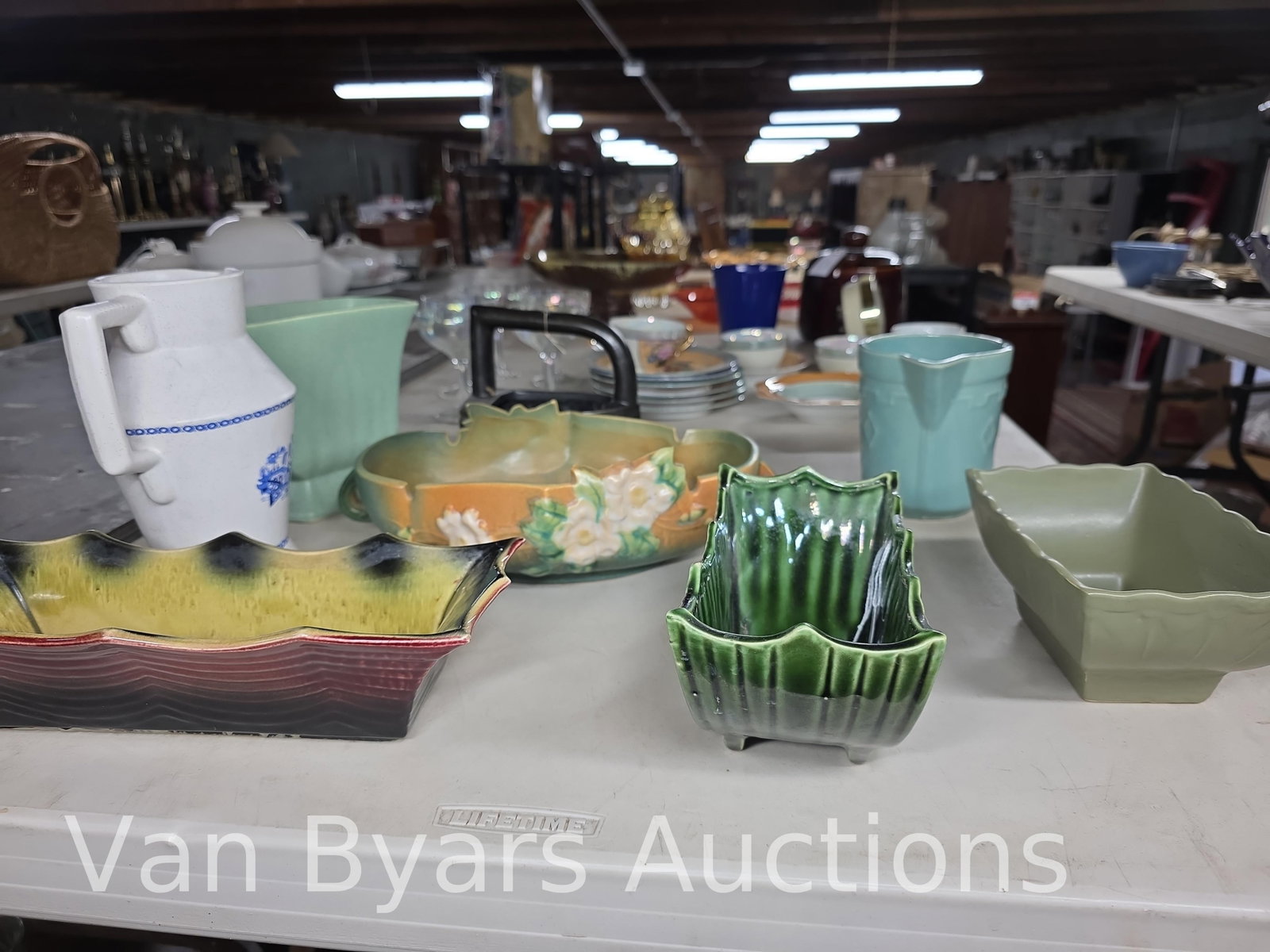 American Pottery, 8 pieces, including Roseville, McCoy and Hull, INV. 2317 - 2