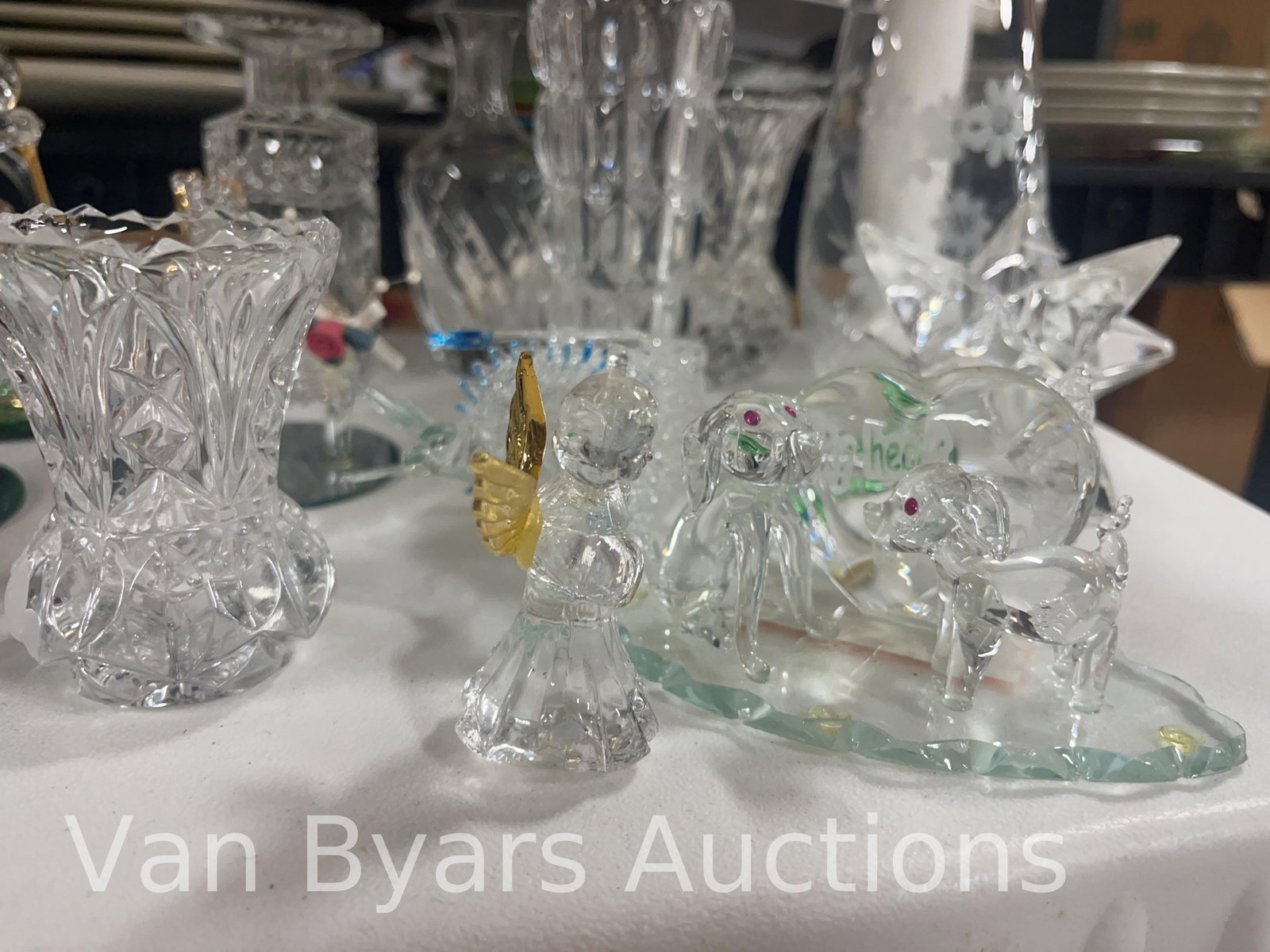 Assorted small glass items, INV. 2123 - 2