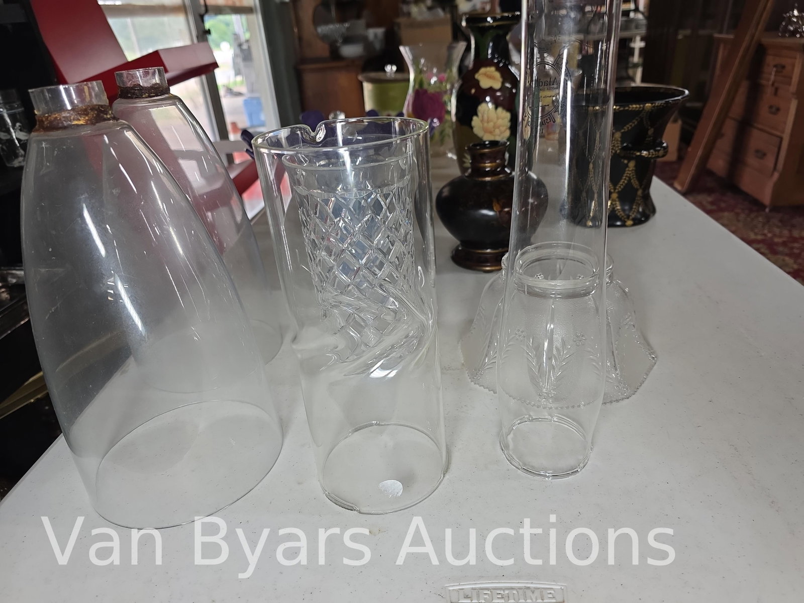 Misc. Vintage. Globes, Pottery, advertising and more, INV. 2328 - 7