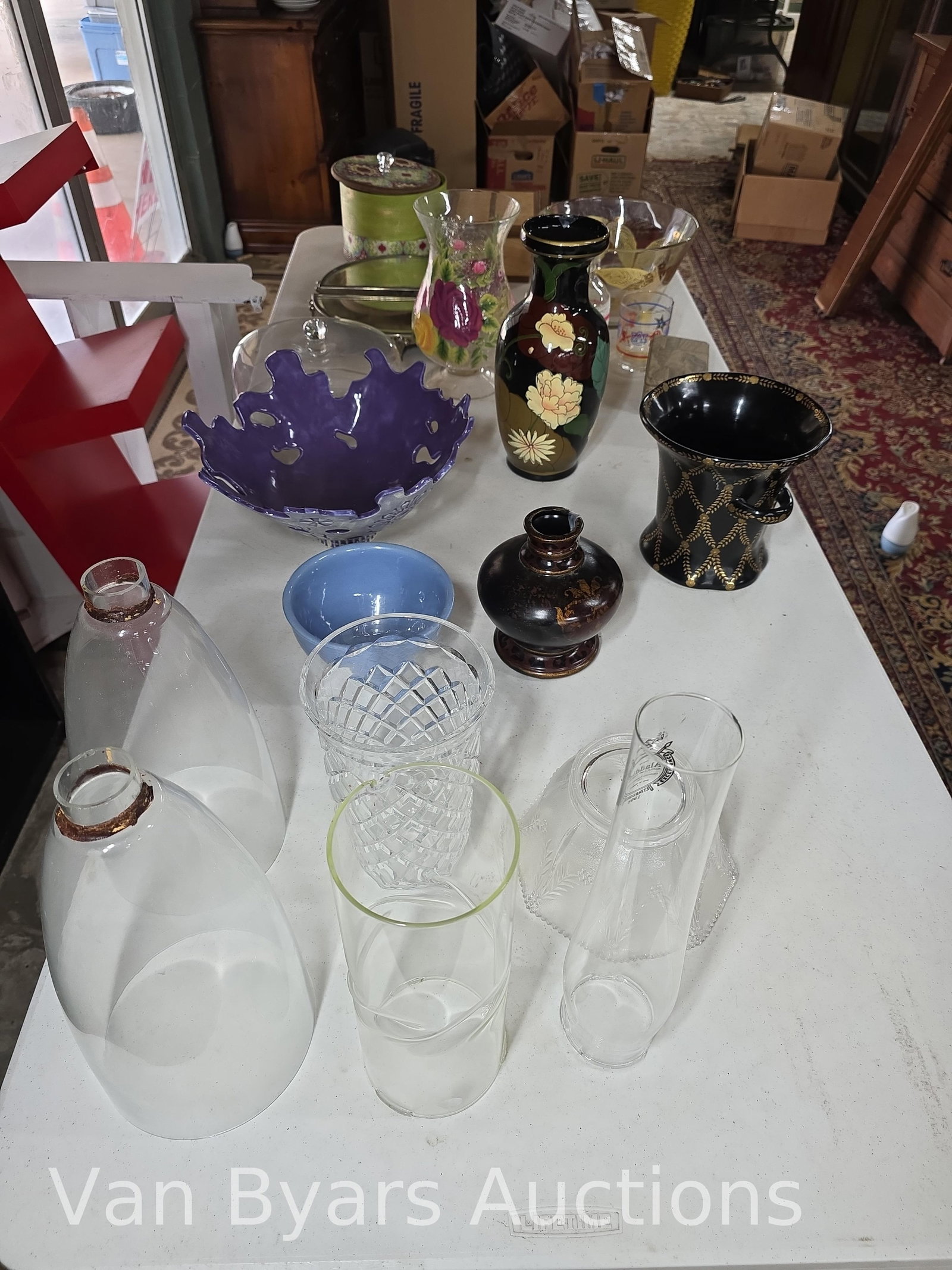 Misc. Vintage. Globes, Pottery, advertising and more, INV. 2328 - 8