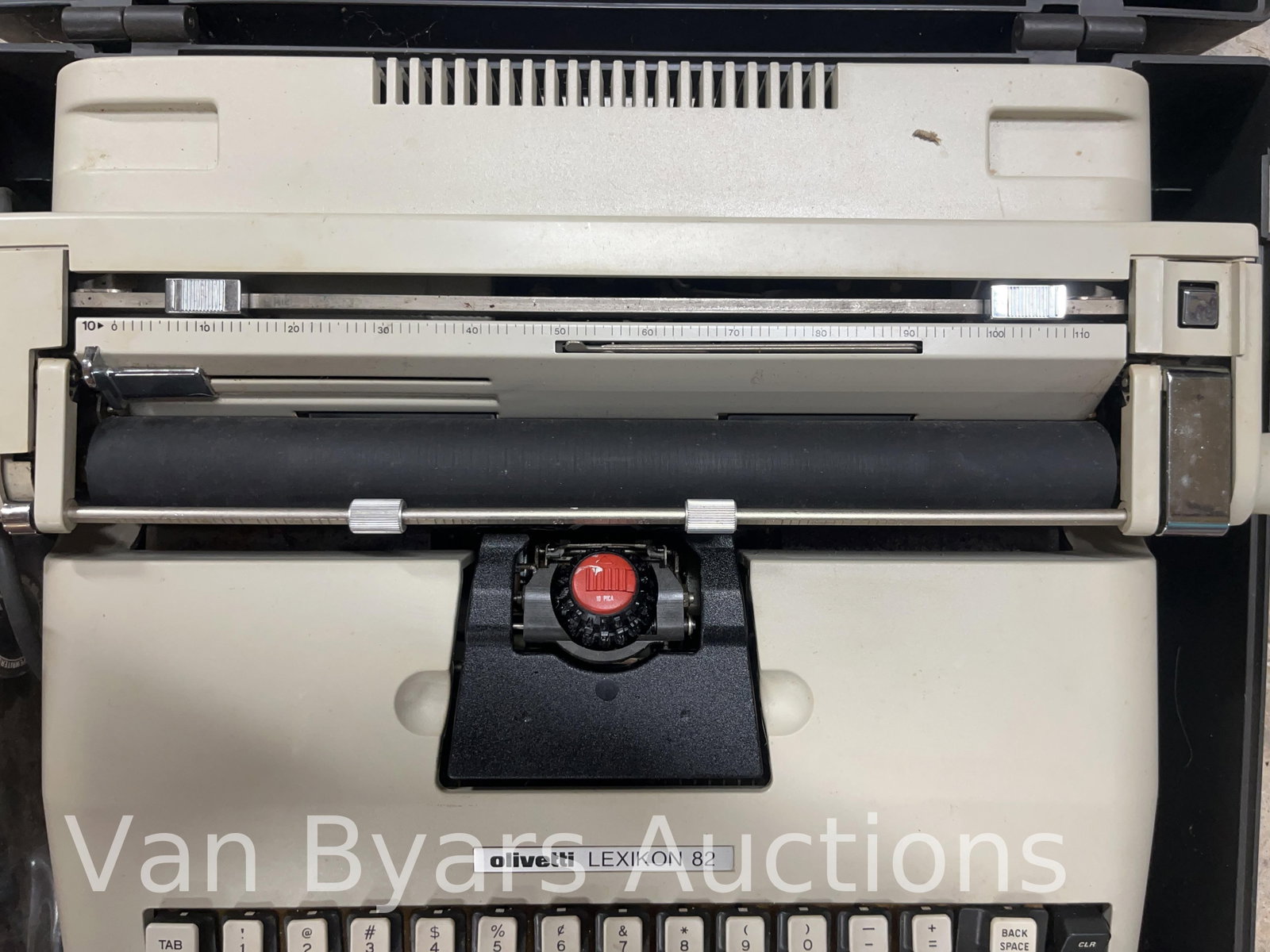 Olivetti Lexikon 82 Typewriter with Papers and Original Box, INV. 2222 - 3