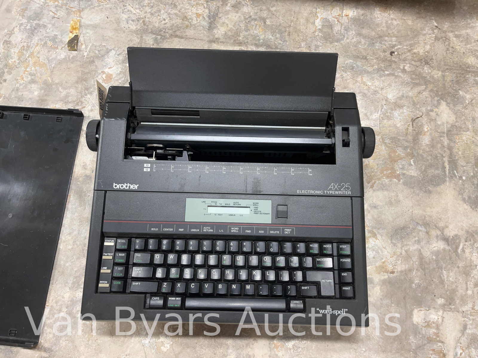 Brother AX25 Electronic Typewriter, INV. 2224 (1 of 3)