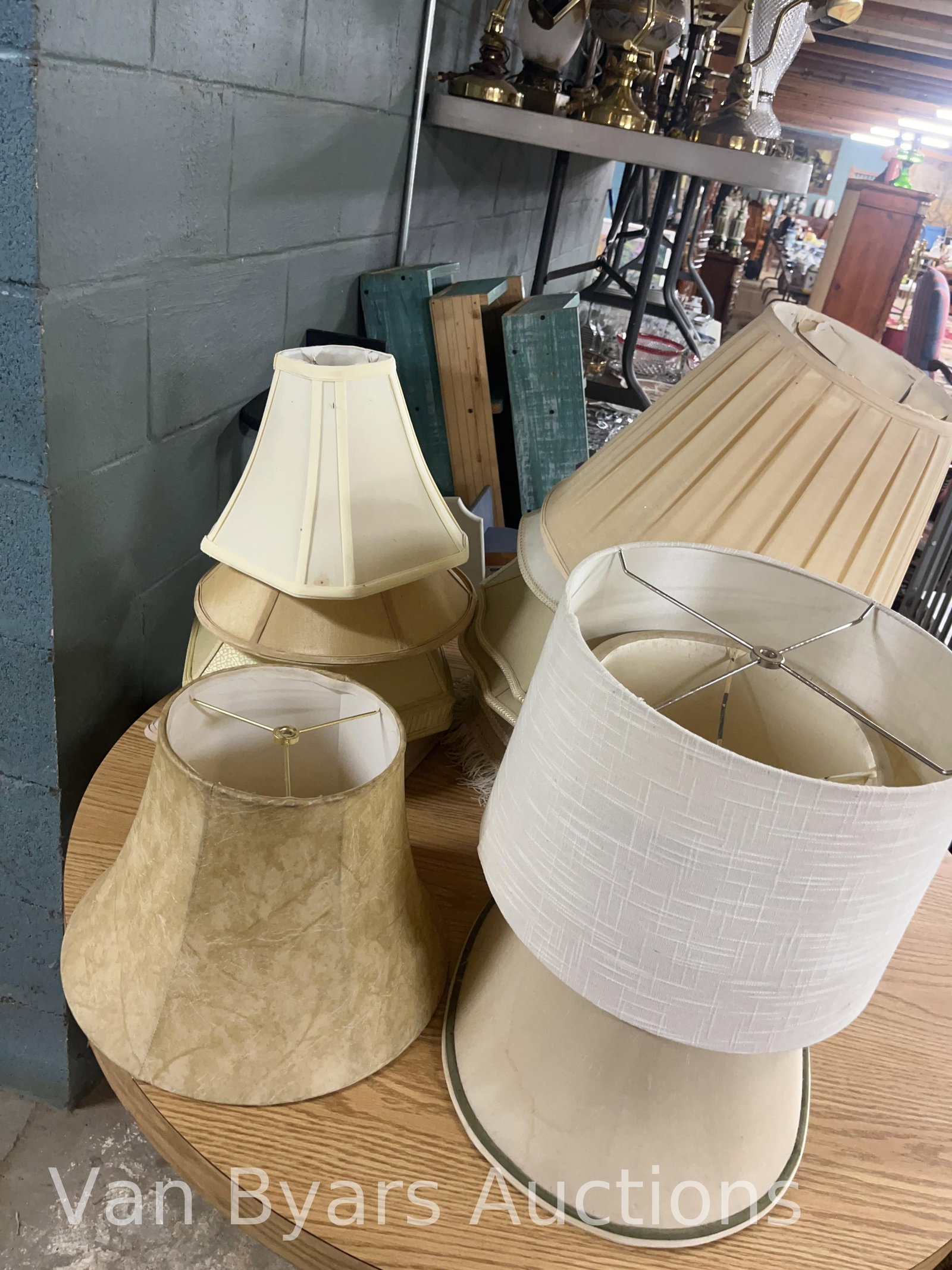 Lampshade Assortment, 13 pieces, INV. 4032 - 2