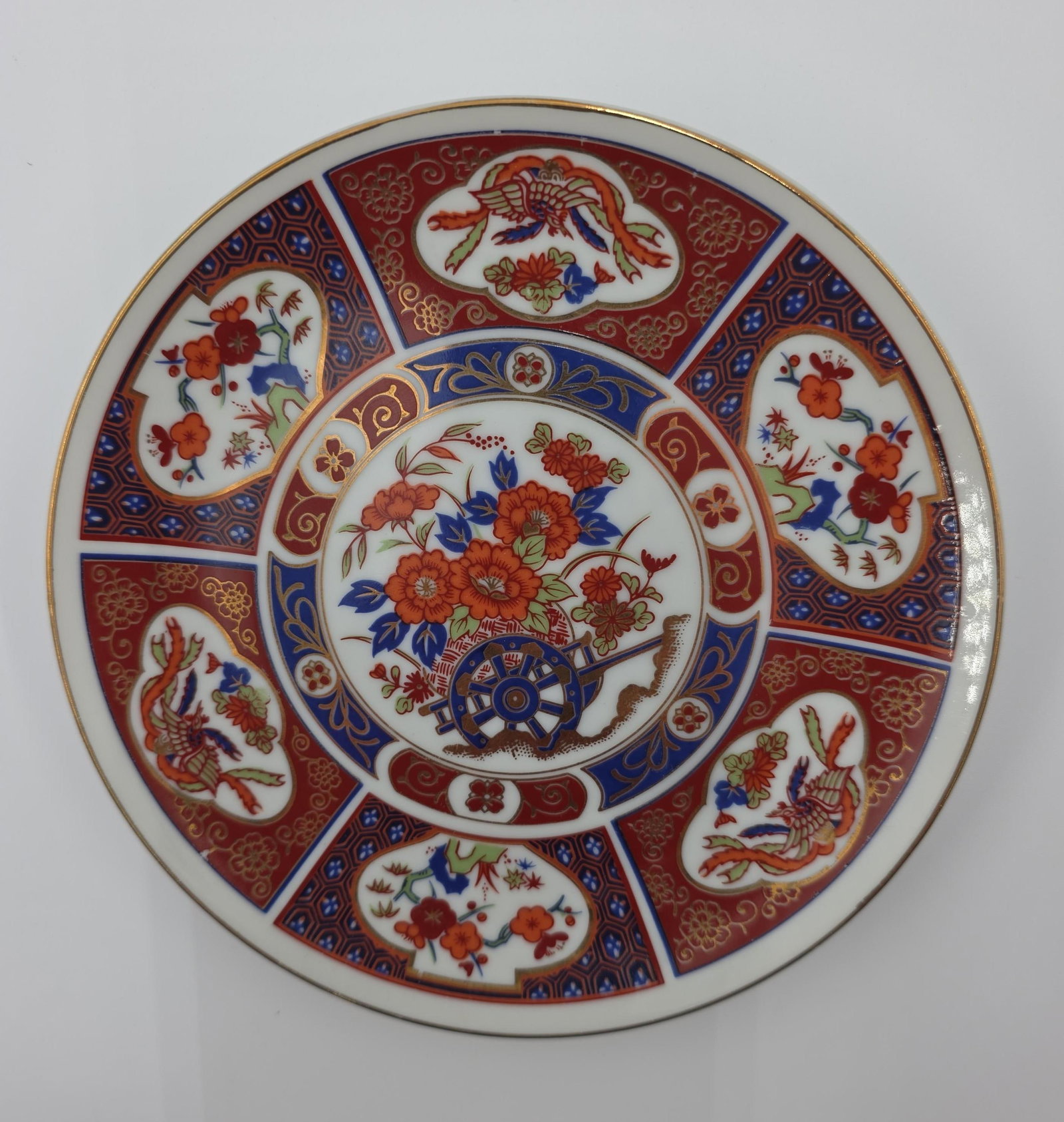 Imari Plate, INV. 1020: Approx 6 1/2" dia.