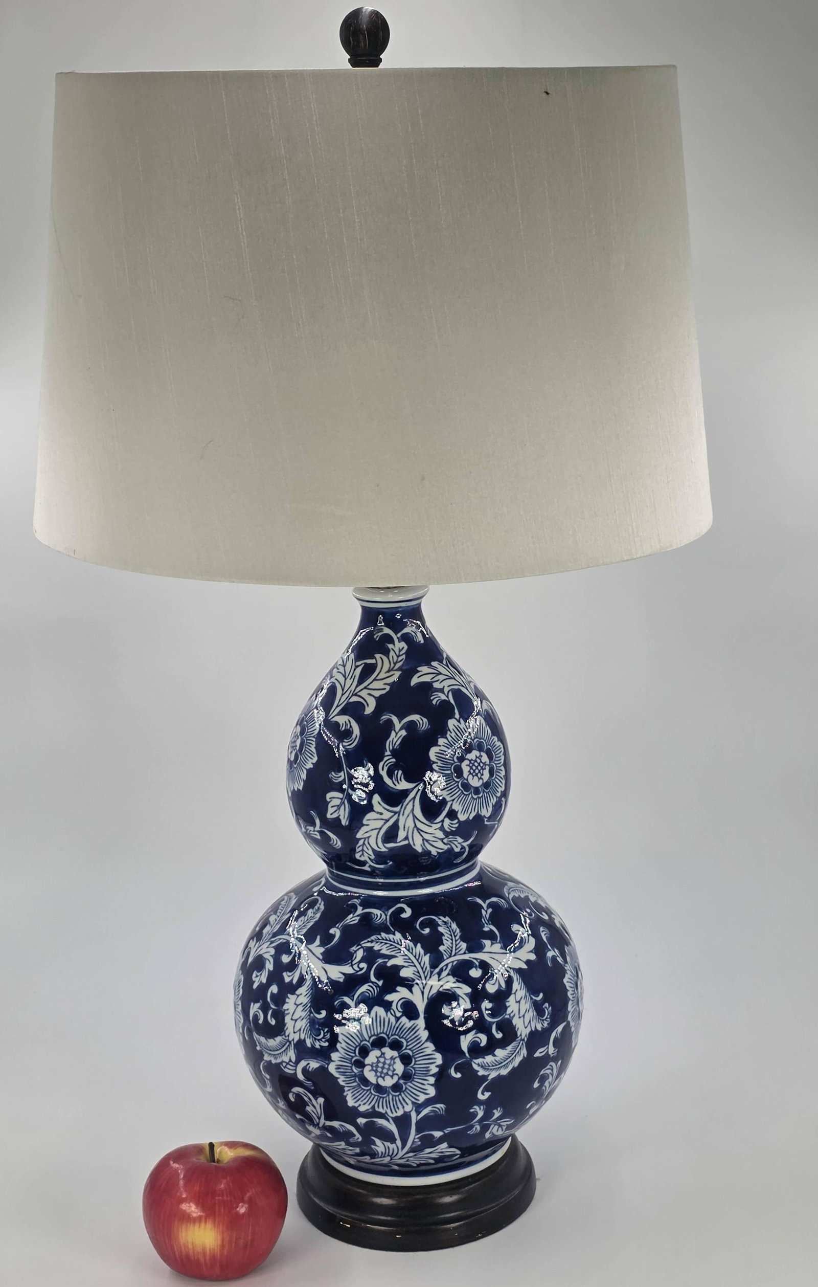 Chinoiserie Blue and White Table Lamp, INV. 1030: 26 1/4" height to top of shade.