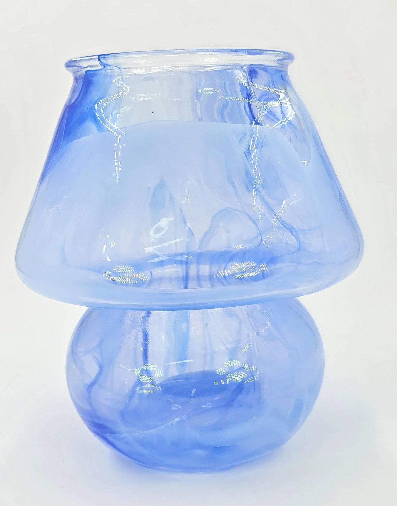 Vintage Murano Mushroom Lamp, INV. 1285: Accompanied by Murano, Made in Italy card. Approx. 7.5 x 6.5 x 6.5 inches.