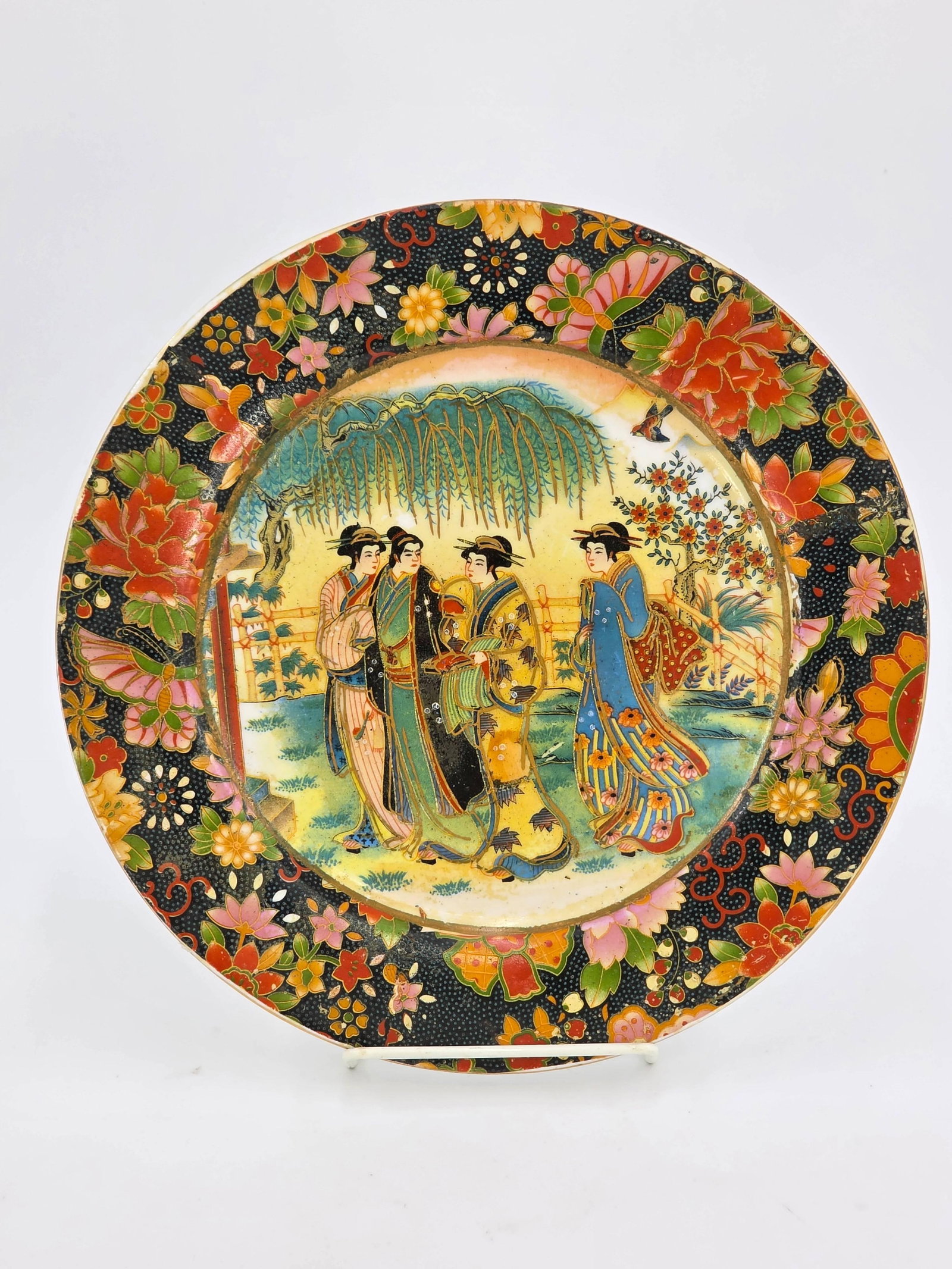 Japanese Royal Satsuma Plate with Geisha, INV. 1174: Approx. dia. 10 1/8".