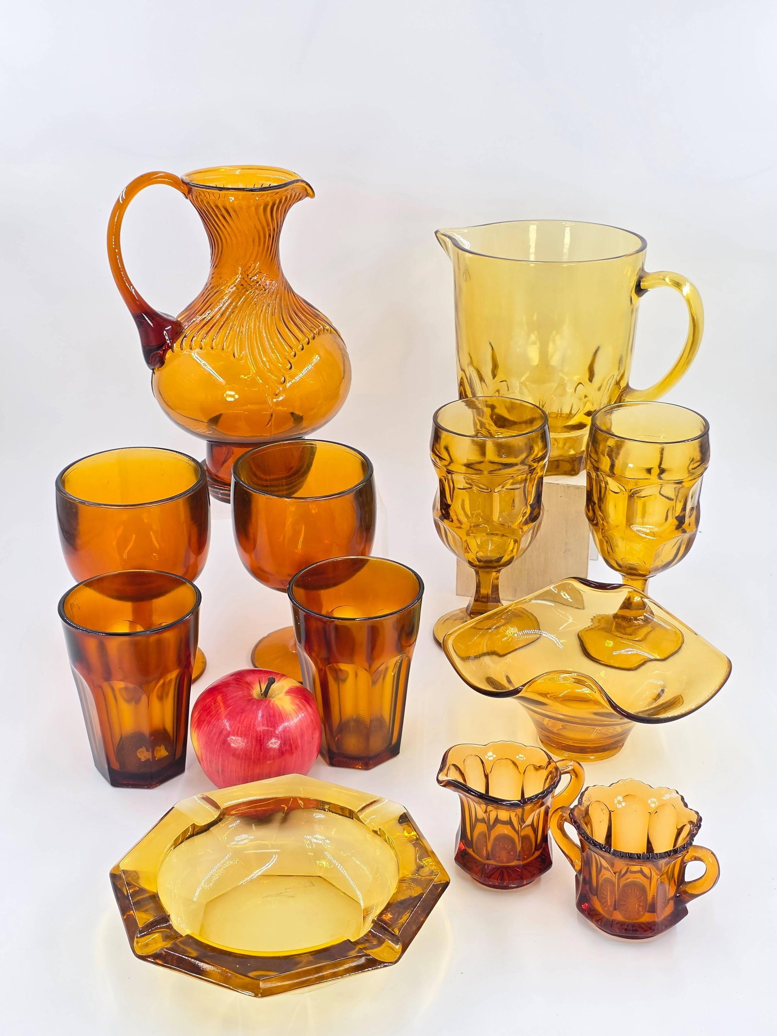 Amber Glass Vintage Assortment, 12 pieces, INV. 1210 (1 of 8)