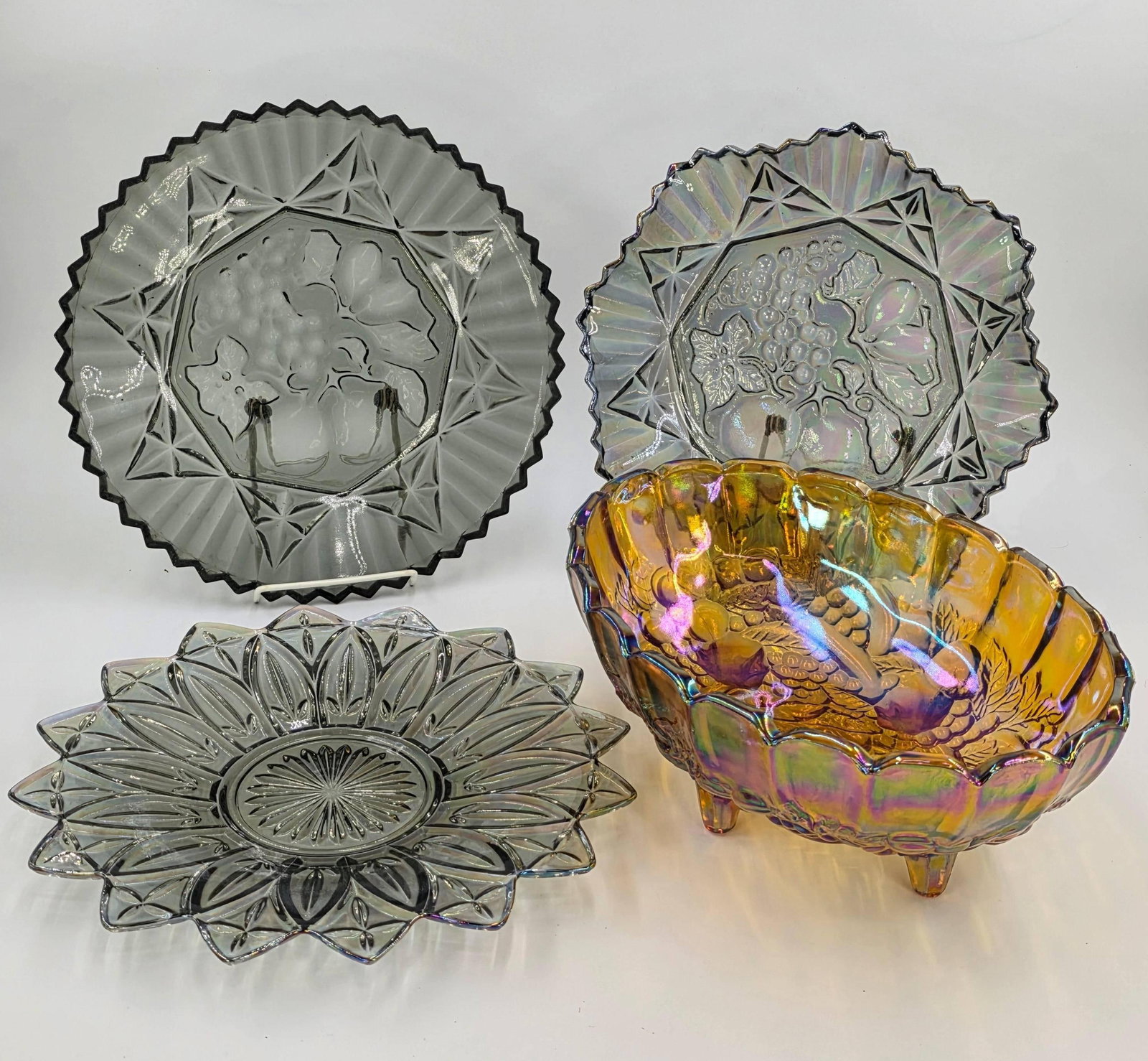 Federal Glass Carnival Glass and Indiana Glass Co. Vintage Assortment, INV. 1202 (1 of 2)