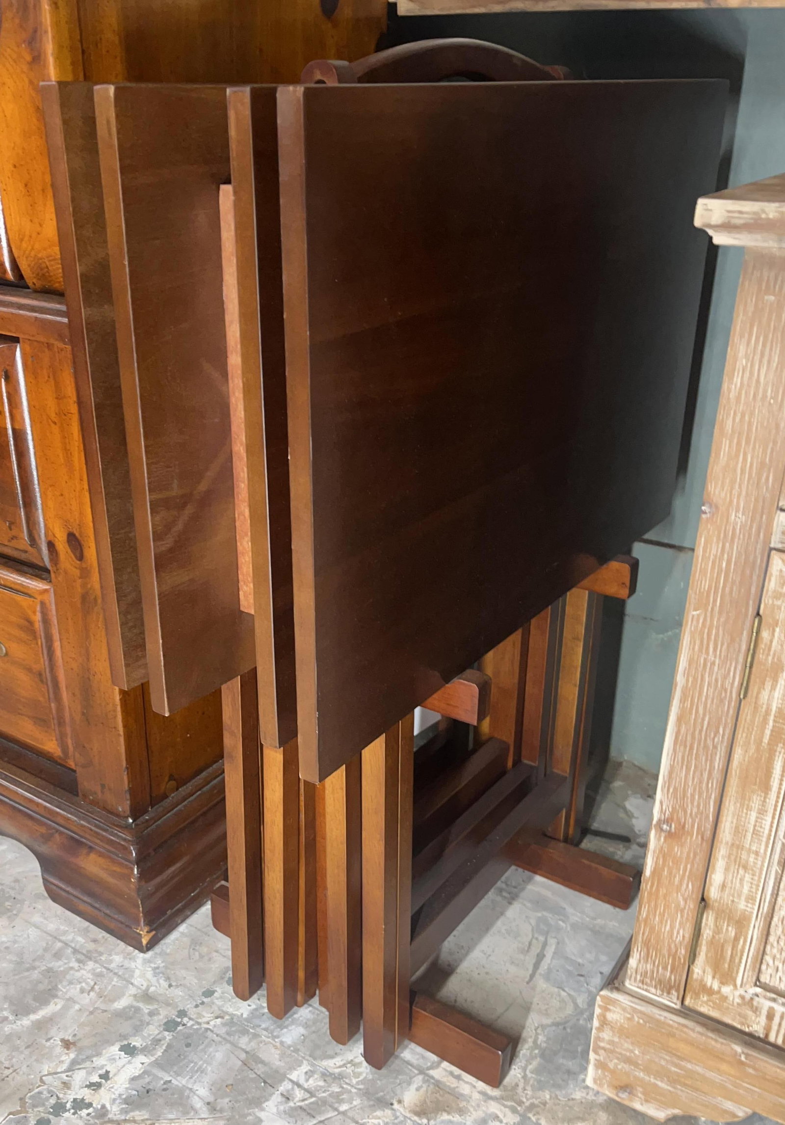 Wood TV Tray Set with Stand, INV. 3030: Approx 32 x 24 x 15 inches
