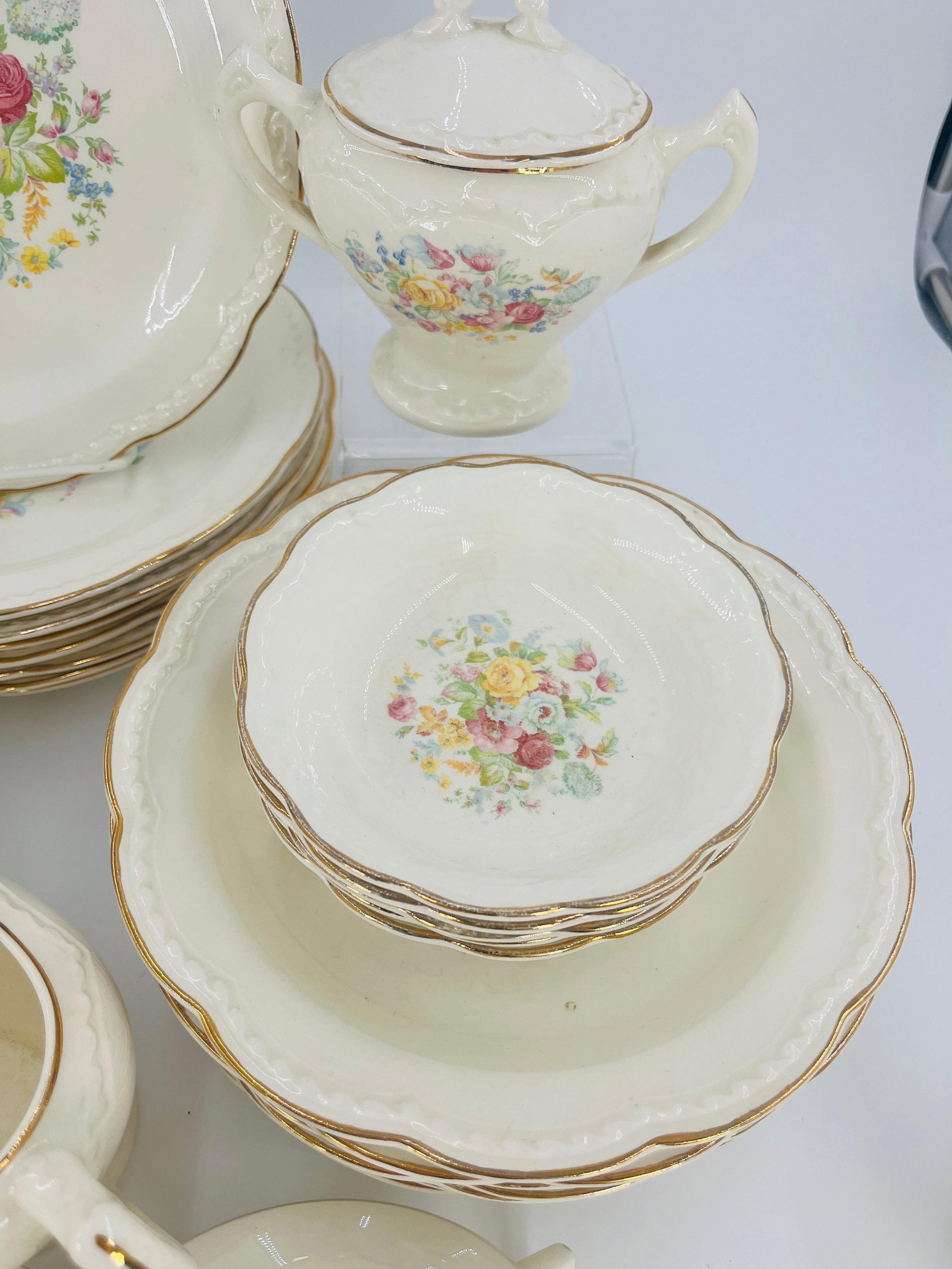 Stetson Rose Pattern Servingware, INV. 1123 - 4