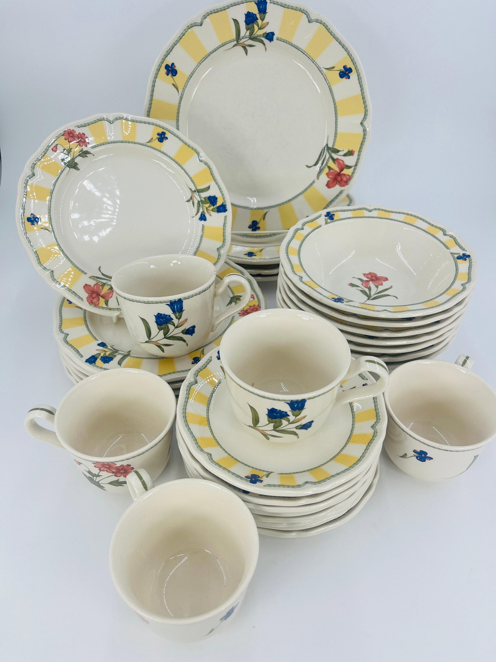 Noritake Homecraft Summer Estate (Ireland) Set, 29 pieces, INV. 1146 (1 of 7)