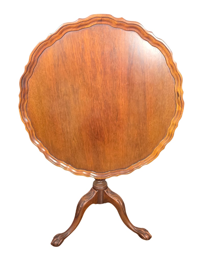 Vintage Chippendale Style Mahogany Pie Crust Tilt Top Table, INV. 100: Approx. 29.75 x 30.25 x 30.25 inches