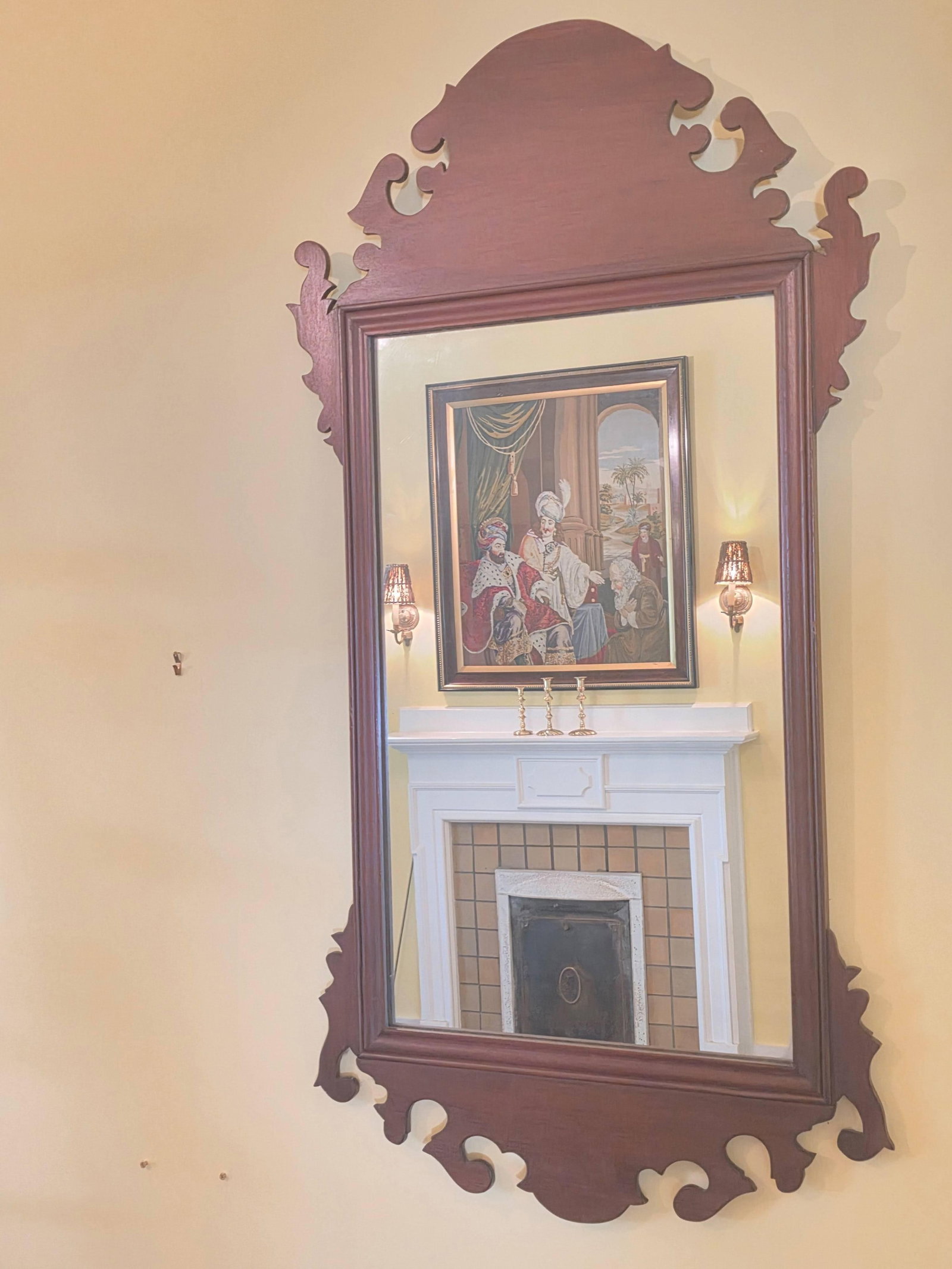 Williamsburg Style Mahogany Mirror, INV. 138: Approx. 43.25 x 22.5 inches