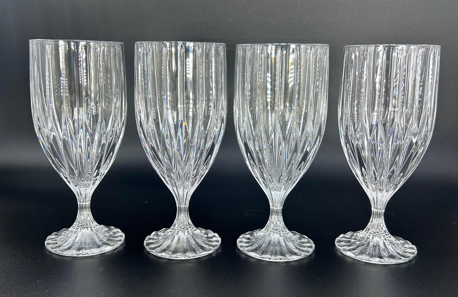 Mikasa Park Lane Crystal Iced Tea Glasses, Set of 4, INV. 493: Each approx. 7.25 x 3.125 x 3.125 inches.