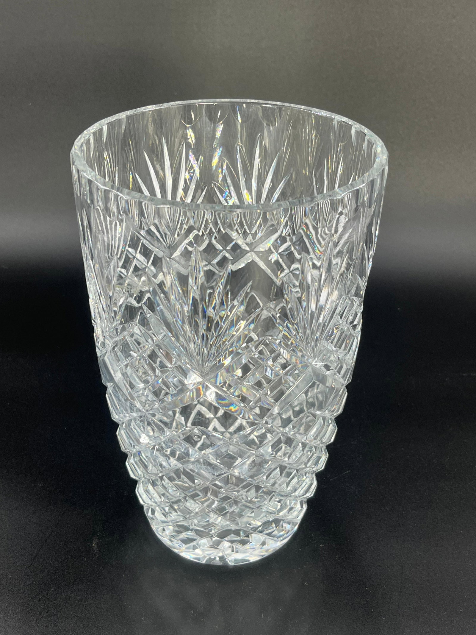 Essex Pattern Vase, INV. 735 - 2