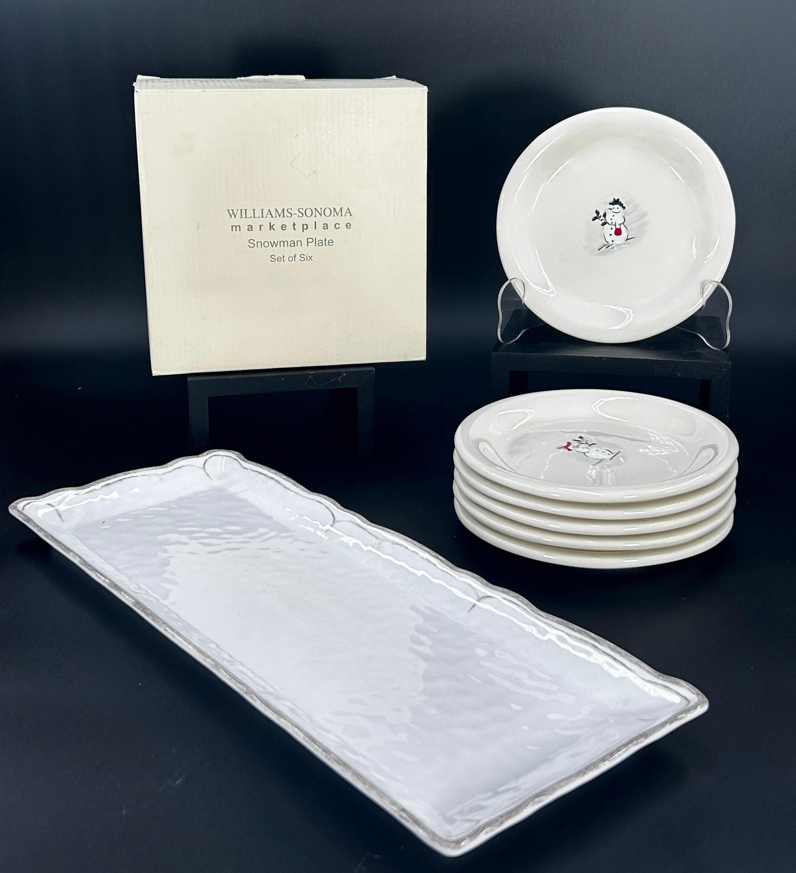 Williams-Sonoma Snowman Plates and Le Cadeaux Platter, INV. 445, 827 (1 of 12)
