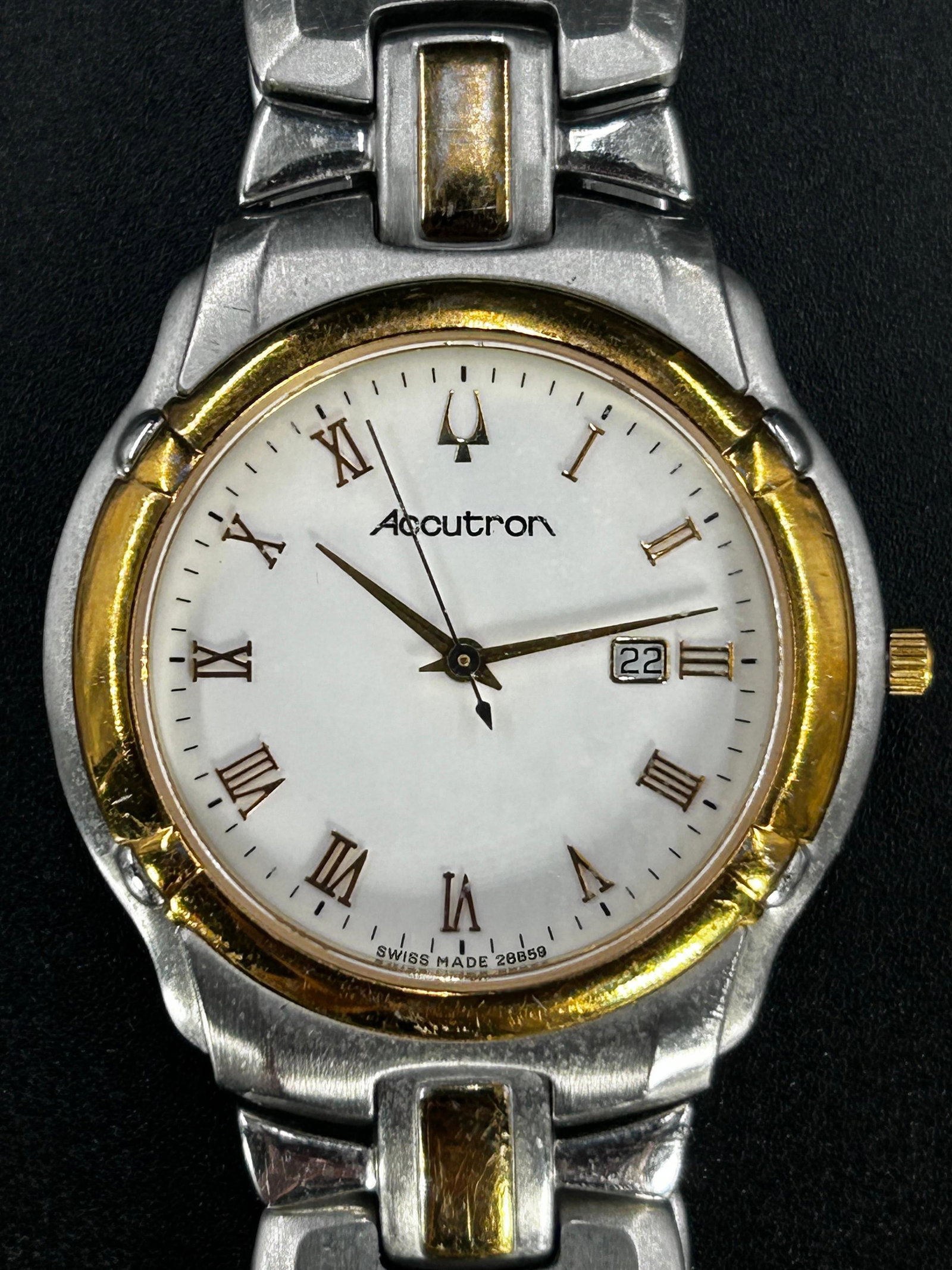 Accutron Barcelona 28B59 Swiss Wristwatch, INV. 445: Approx. diameter to the crown 1.5 inches