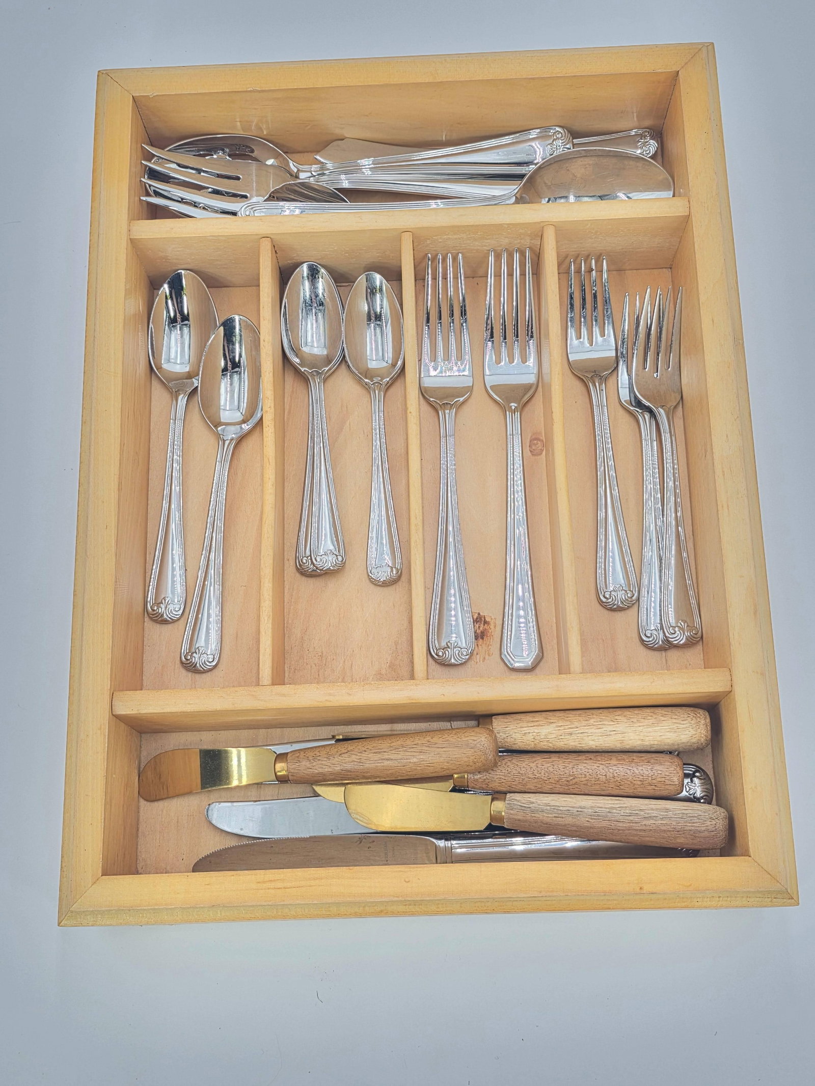 Cutlery, mostly Gorham, with Organizer, INV 2016: .