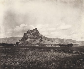 Jean Claude White: Gyanzte Jong (Tibet)