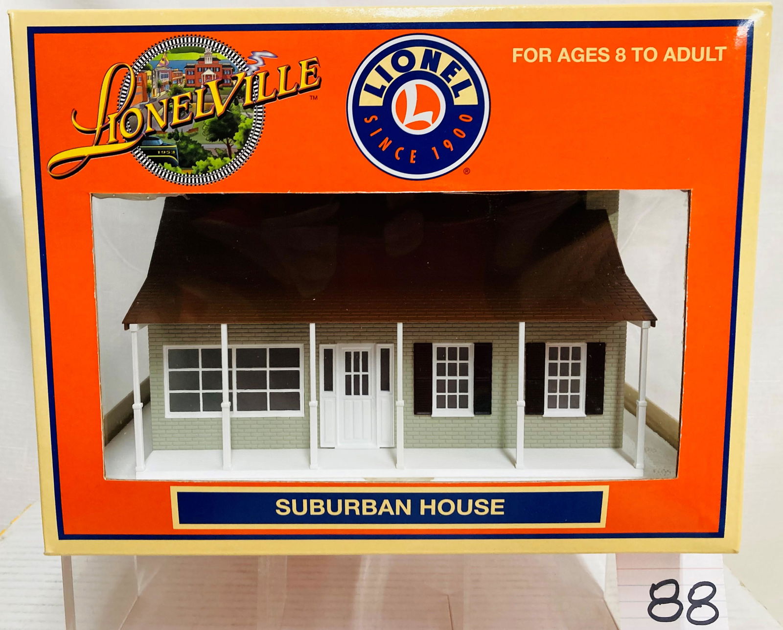 Lionel 34108 Suburban House with Original Box (1 of 2)
