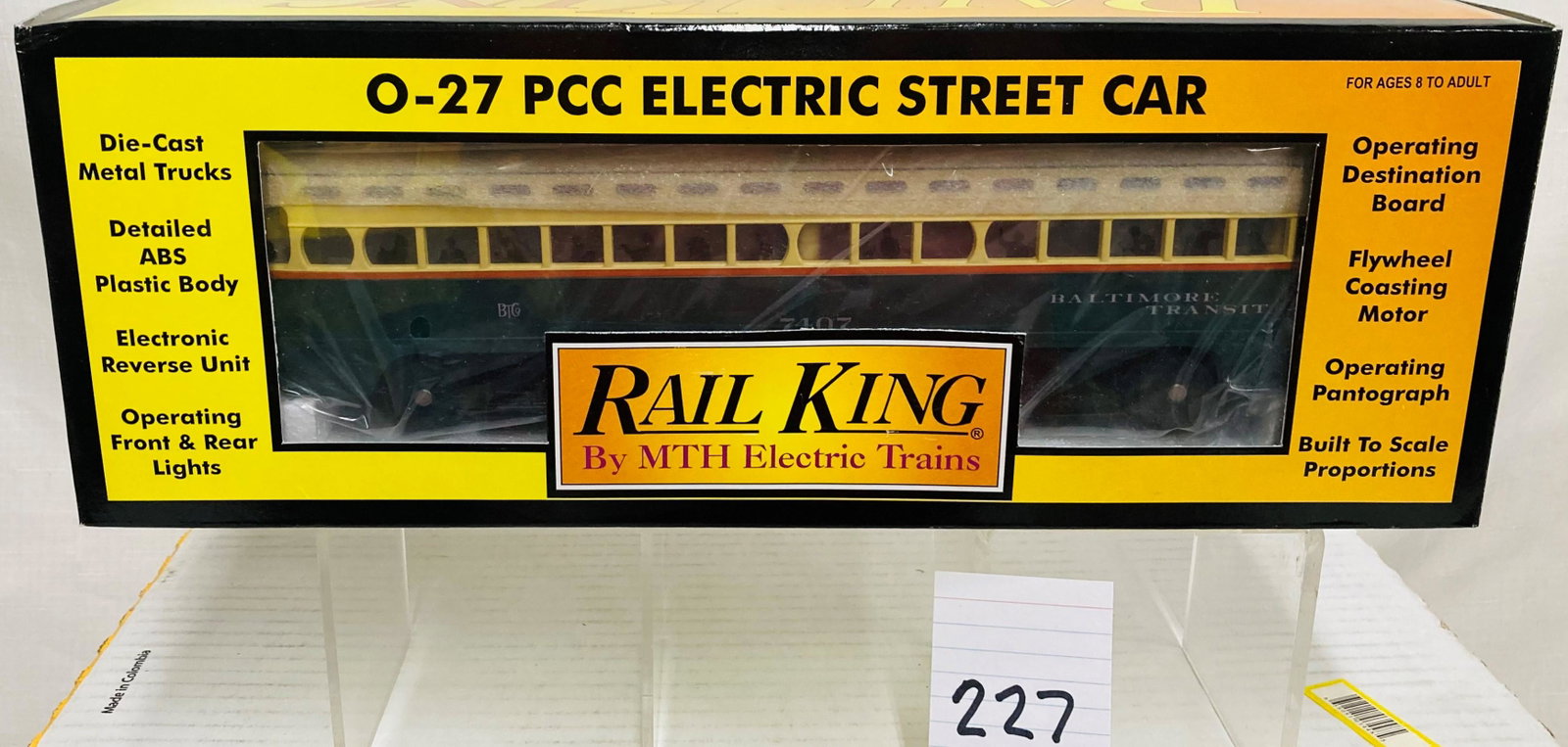 MTH 30-2525-1 Baltimore Transit PCC Electric Street Car w/ Proto Sound 2.0 & OB: MTH 30-2525-1 Baltimore Transit PCC Electric Street Car w/ Proto Sound 2.0 & OB, C10