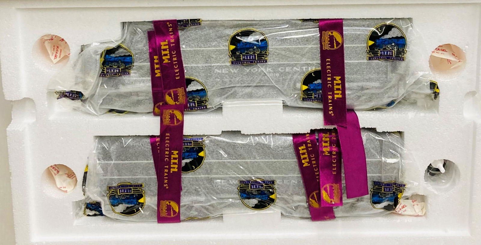 MTH 20-2294-1 New York Central Shark Nose AB Diesel Locomotives with Proto Sound 2.0 & OB (1 of 3)