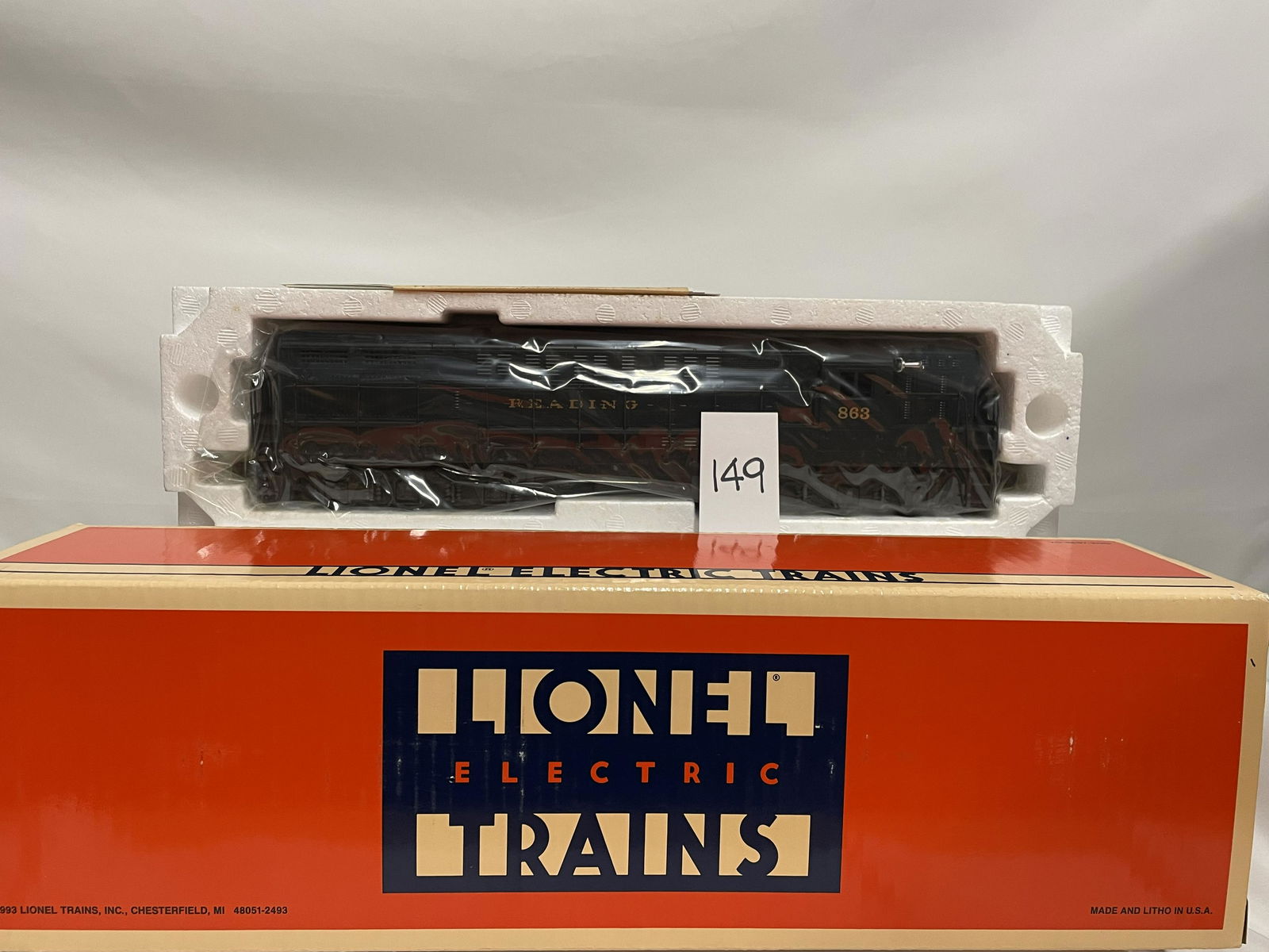 Lionel 18039 Reading FM Trainmaster Diesel Locomotive w/ OB (1 of 3)