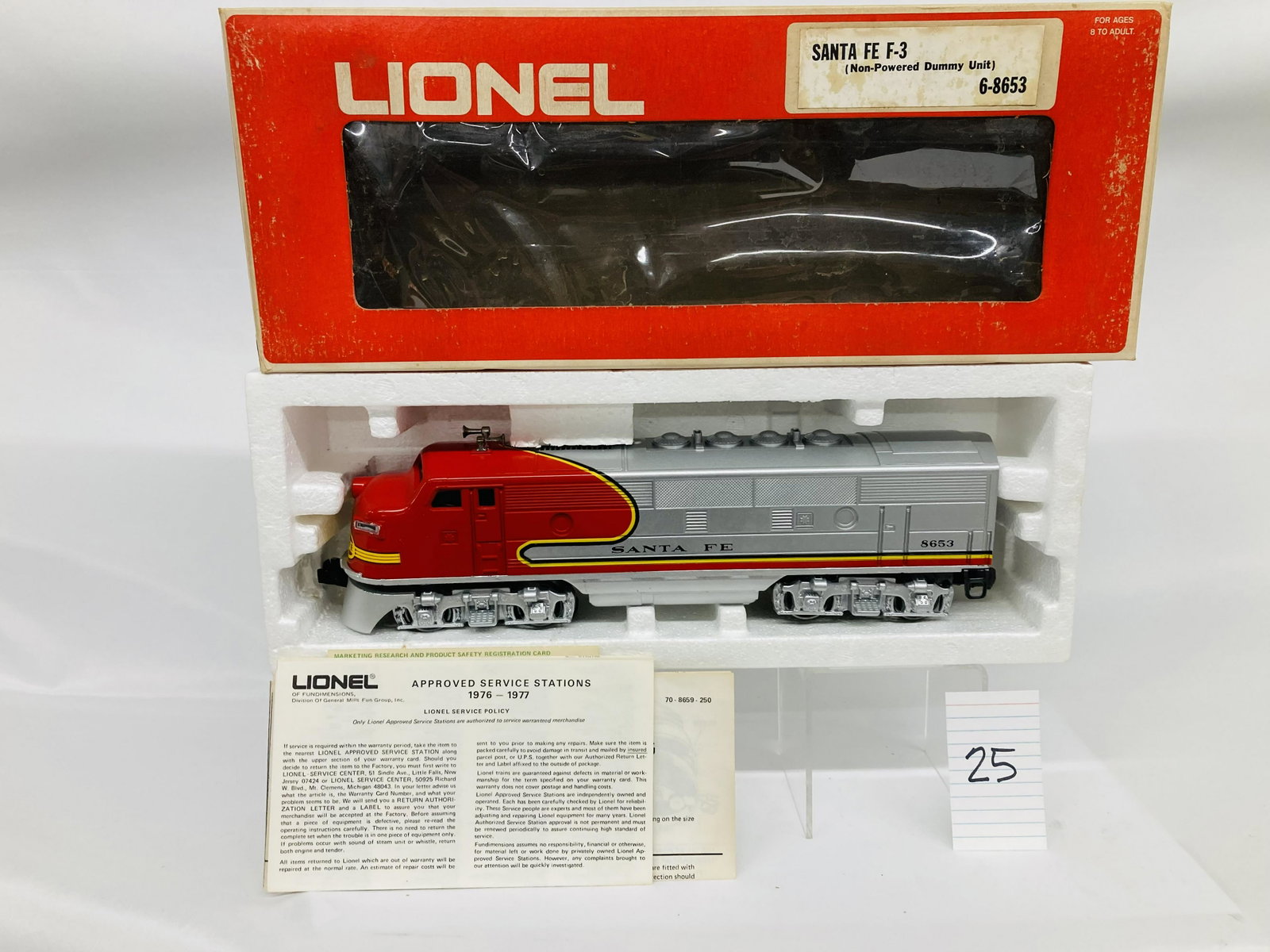 Lionel 8653 Santa Fe F3 Dummy Diesel Locomotive w/ OB: Lionel 8653 Santa Fe F3 Dummy Diesel Locomotive w/ OB, C9