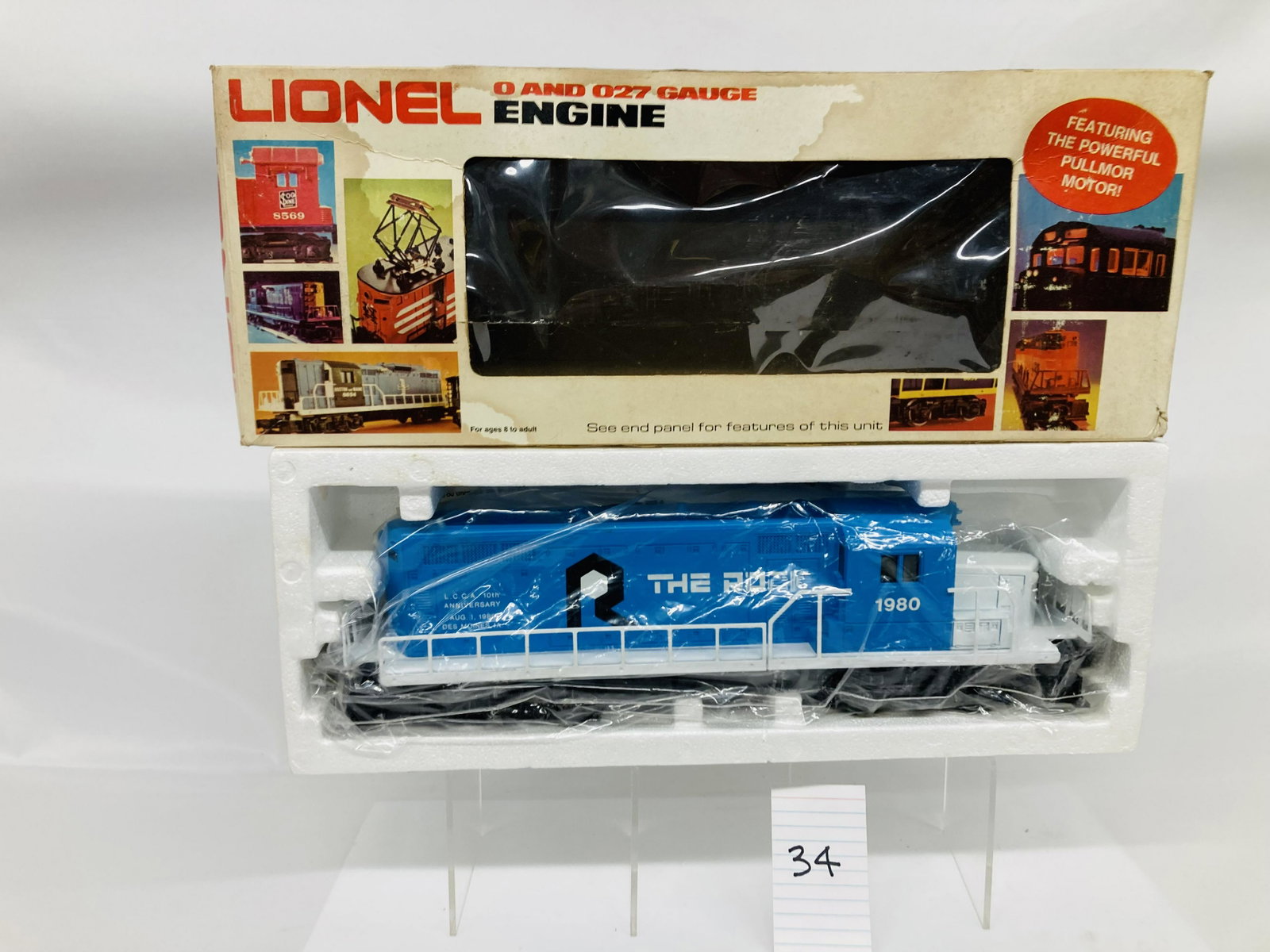 Lionel 8068 LCCA Club Rock Island GP20 Diesel Locoomotive w/ OB: Lionel 8068 LCCA Club Rock Island GP20 Diesel Locoomotive w/ OB (stain on box), C9