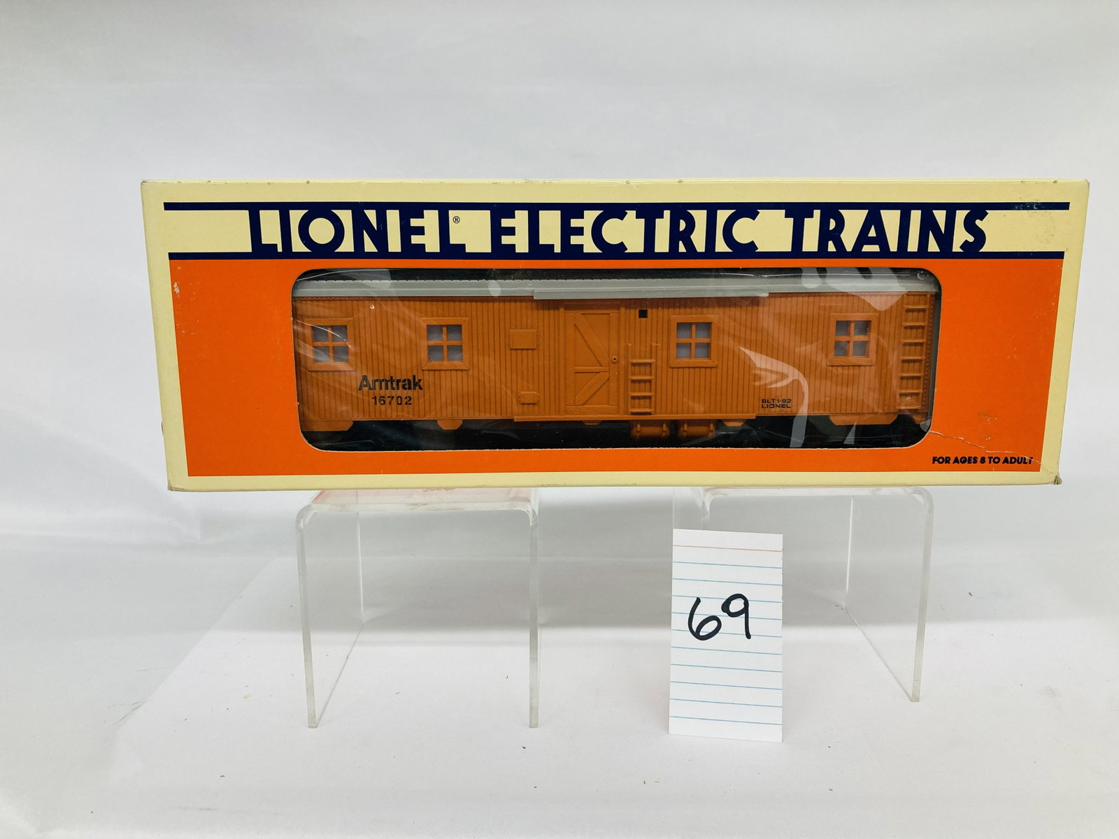 Lionel 16702 Amtrak Bunk Car w/ OB: Lionel 16702 Amtrak Bunk Car w/ OB, C9
