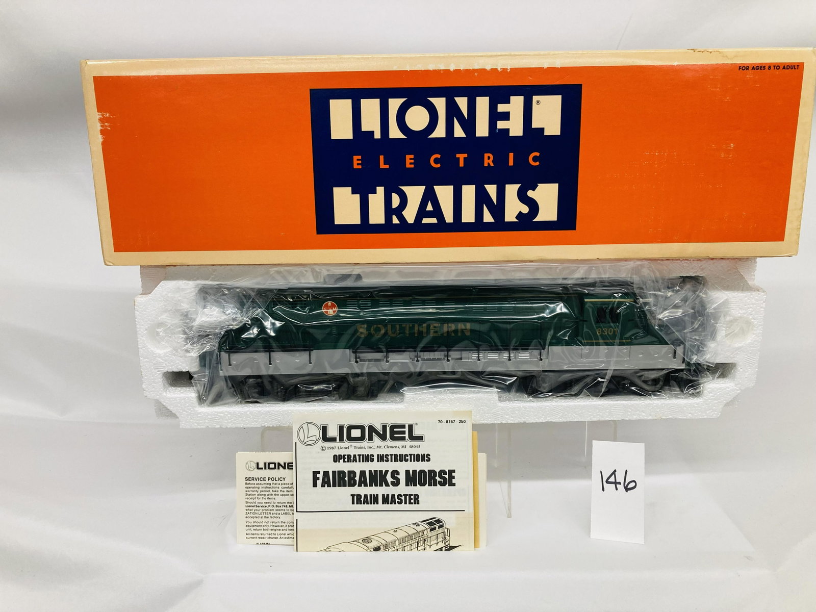 Lionel 18301 Southern FM Diesel Locoomotive w/ OB: Lionel 18301 Southern FM Diesel Locoomotive w/ OB, C9