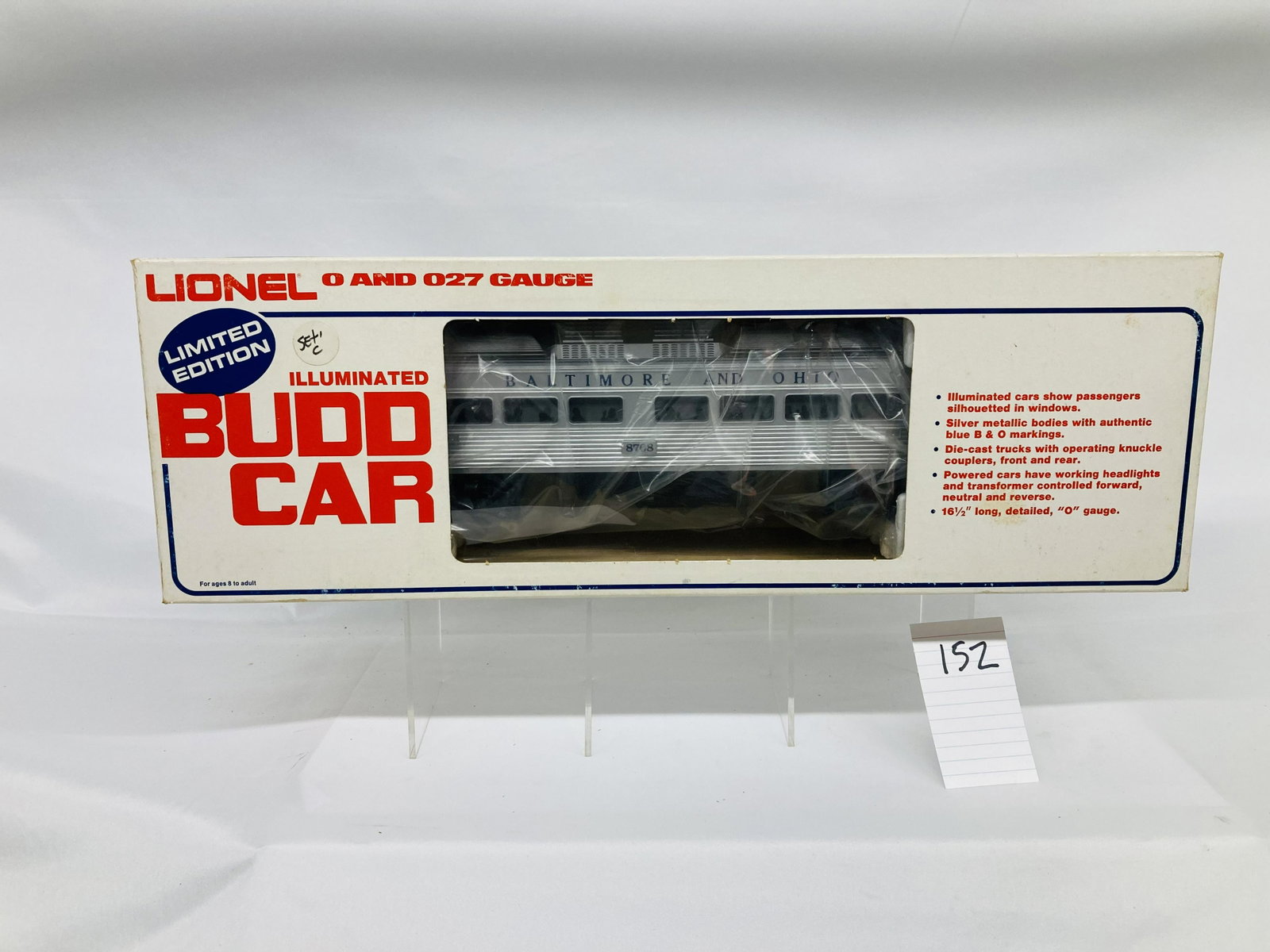 Lionel 8768 Non-Powered Illuminated Budd Comuter RDC-1 Passenger Car w/ OB: Lionel 8768 Non-Powered Illuminated Budd Comuter RDC-1 Passenger Car w/ OB, C9