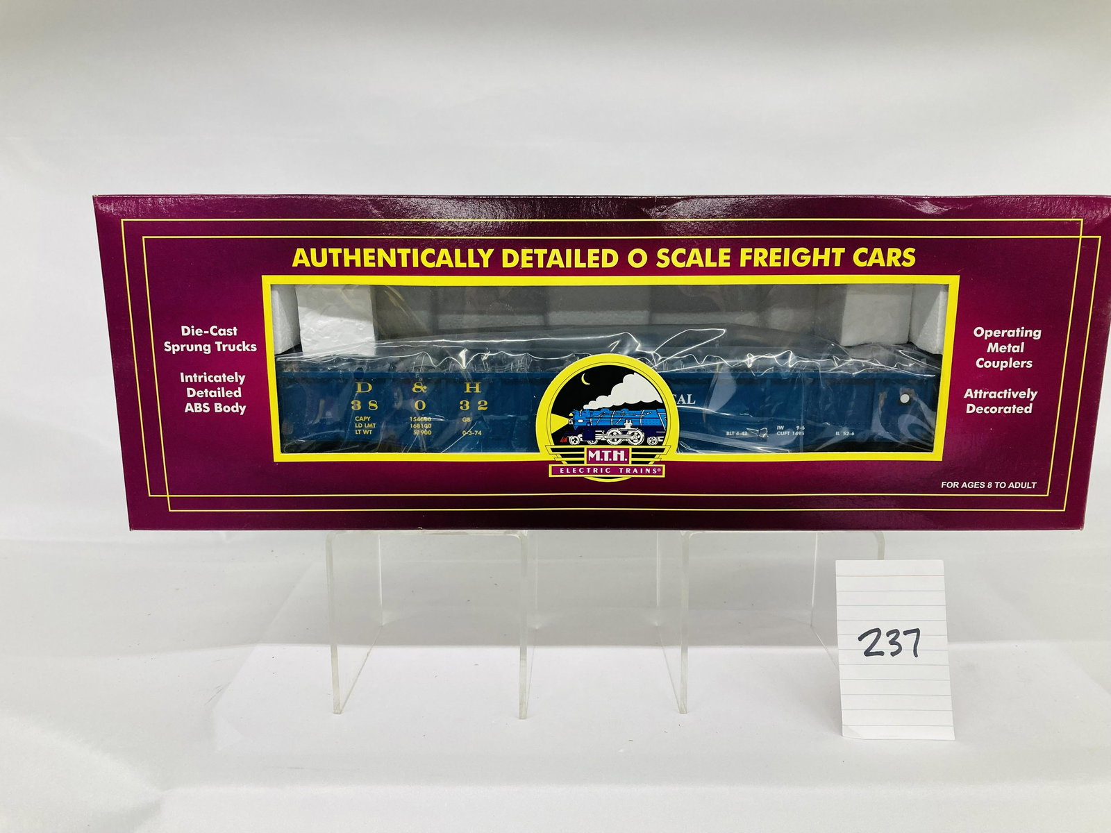 MTH 20-98017 Deleware & Hudson Gondola w/ Junk Load & OB: MTH 20-98017 Deleware & Hudson Gondola w/ Junk Load & OB, C10