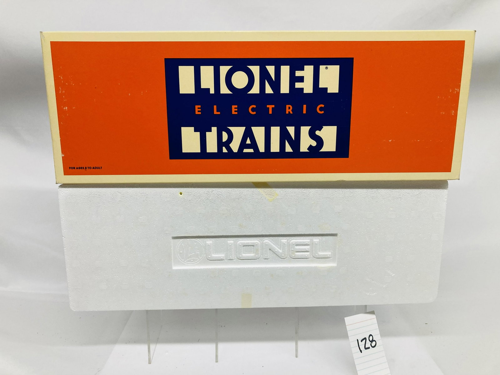 Lionel 18108 Great NorthernDummy F3 "B" Unit Diesel Locomotive w/ OB: Lionel 18108 Great NorthernDummy F3 "B" Unit Diesel Locomotive w/ OB, C10