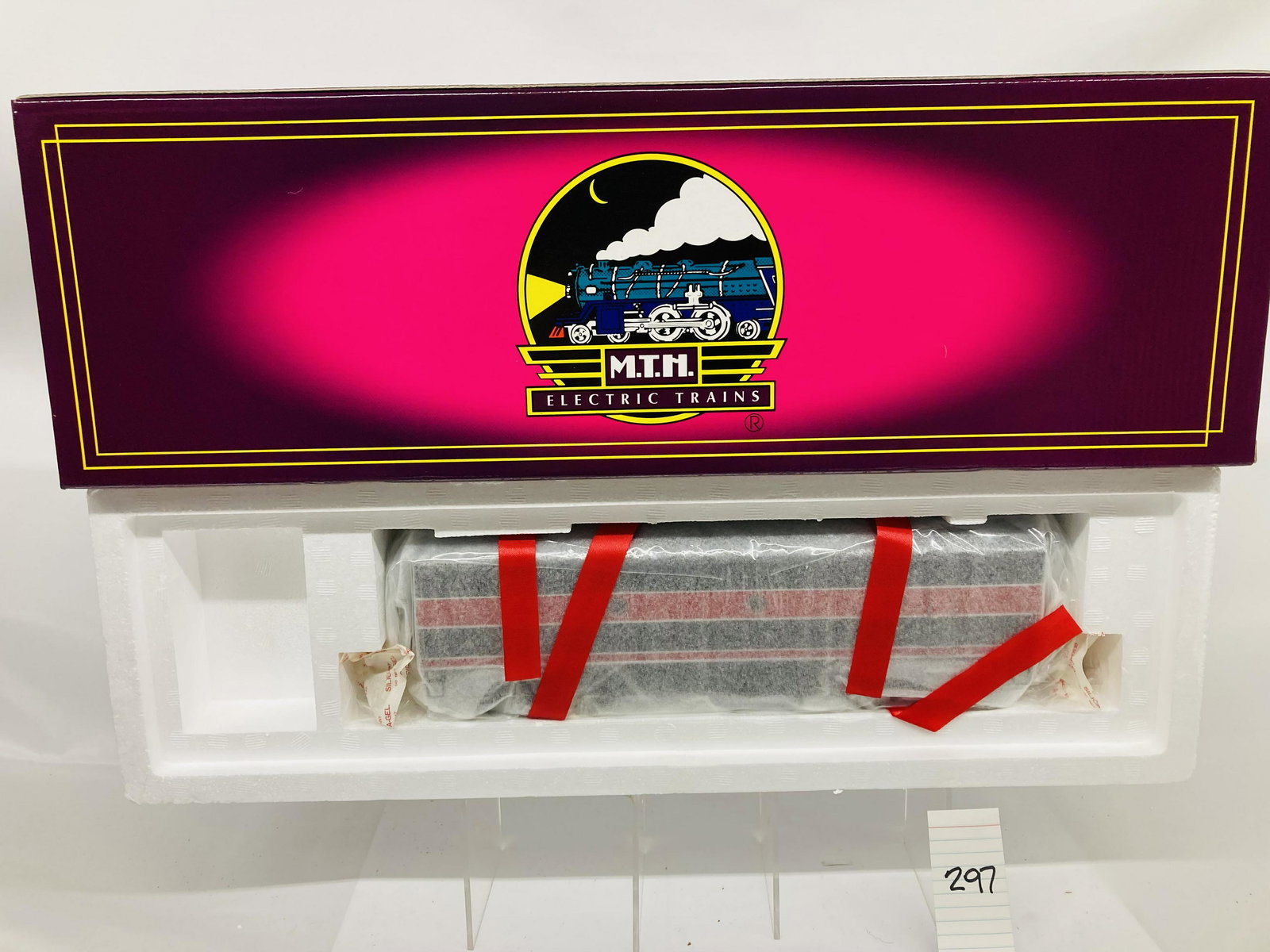 MTH MT-2127LB Rock Island 3-Rail F3 Dummy "B" Diesel Locomotive w/ OB (1 of 4)