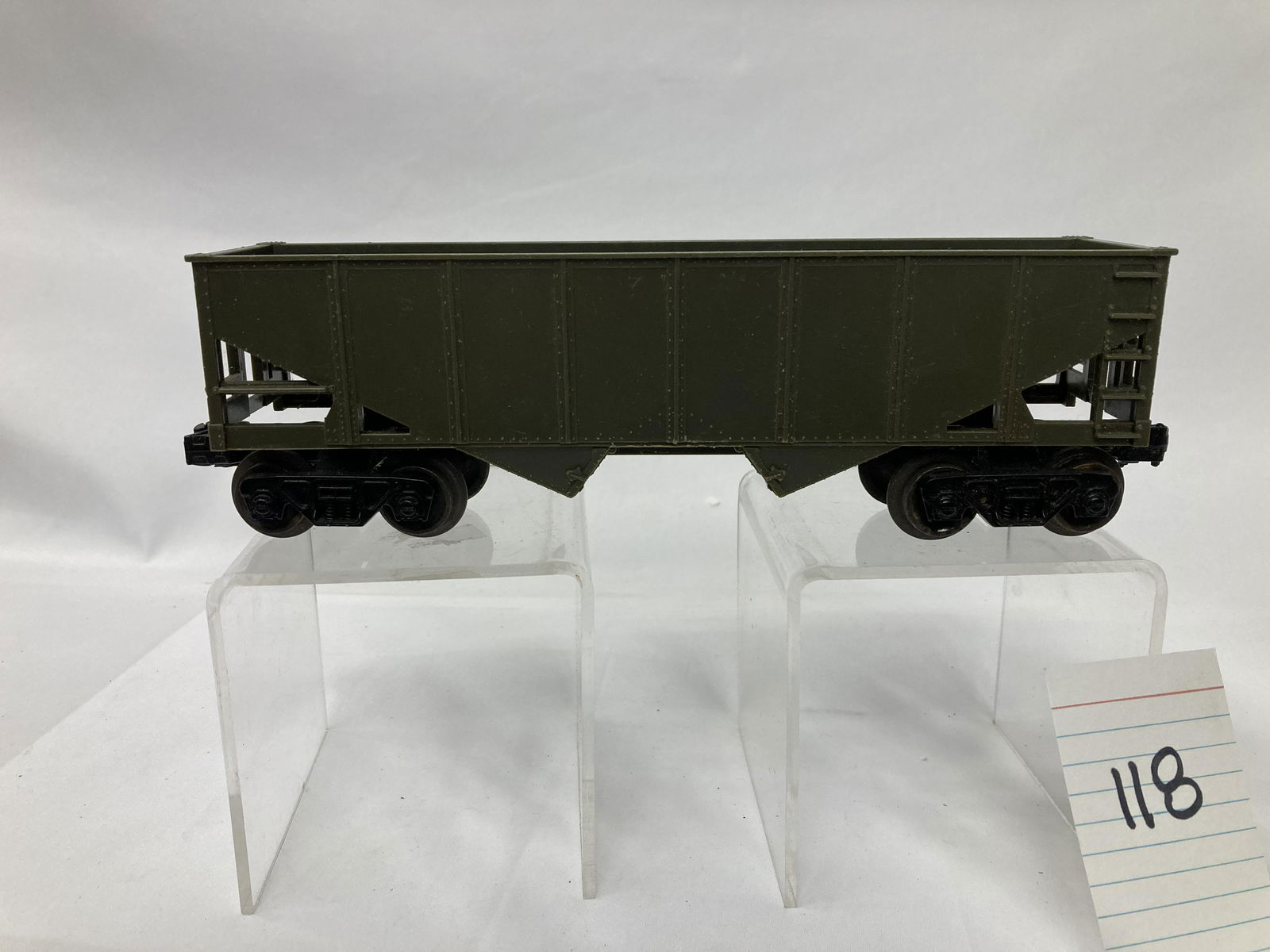 Lionel Postwar 6176-100 Olive Drab Hopper (1 of 6)