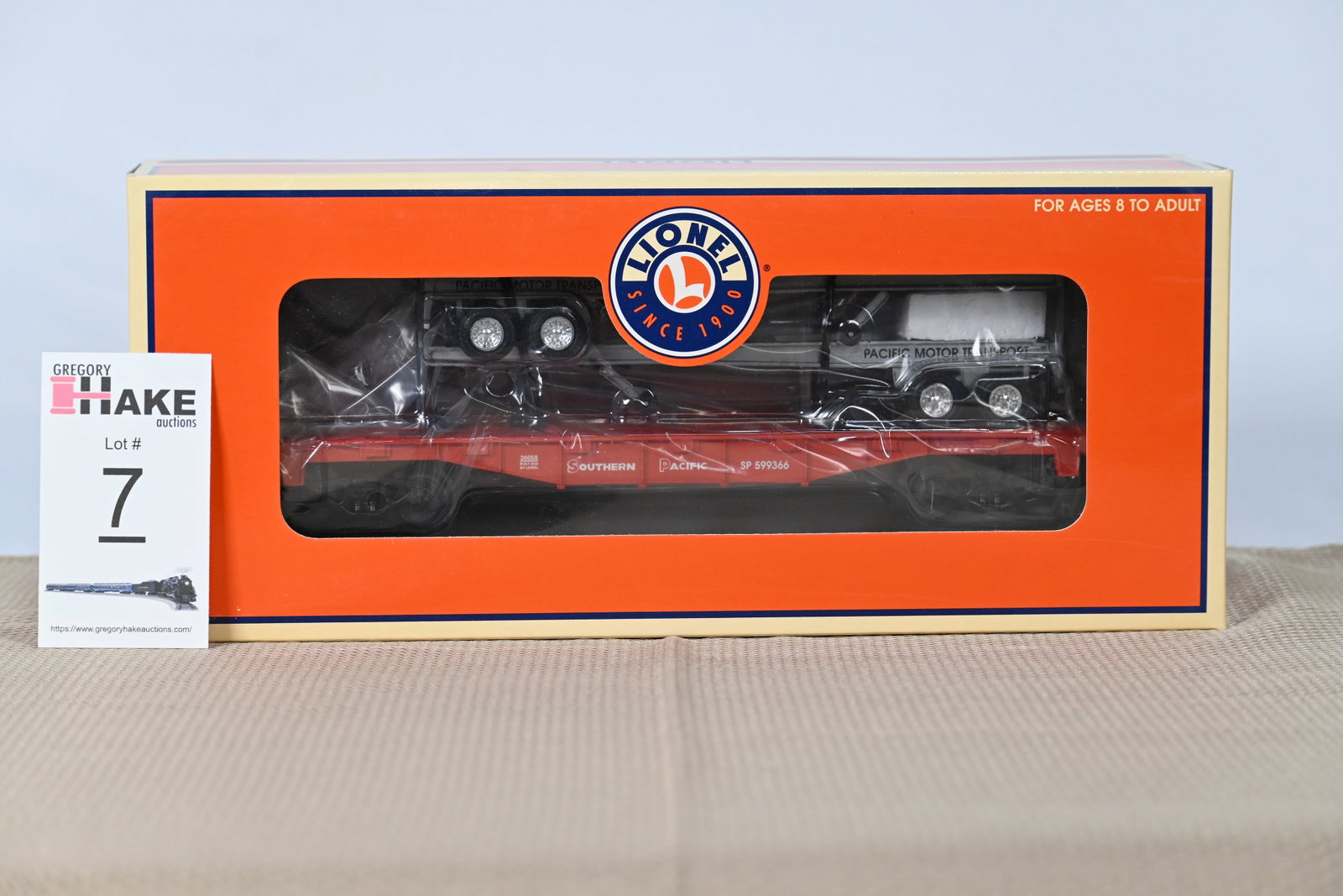 Lionel (LTI) - 26058: (O Gauge) SP - Flat Car with trailer frames, Car No,599366 w/OB: Lionel (LTI) - 26058: (O Gauge) SP - Flat Car with trailer frames, Car No,599366 / in Original Box / Condition: C10