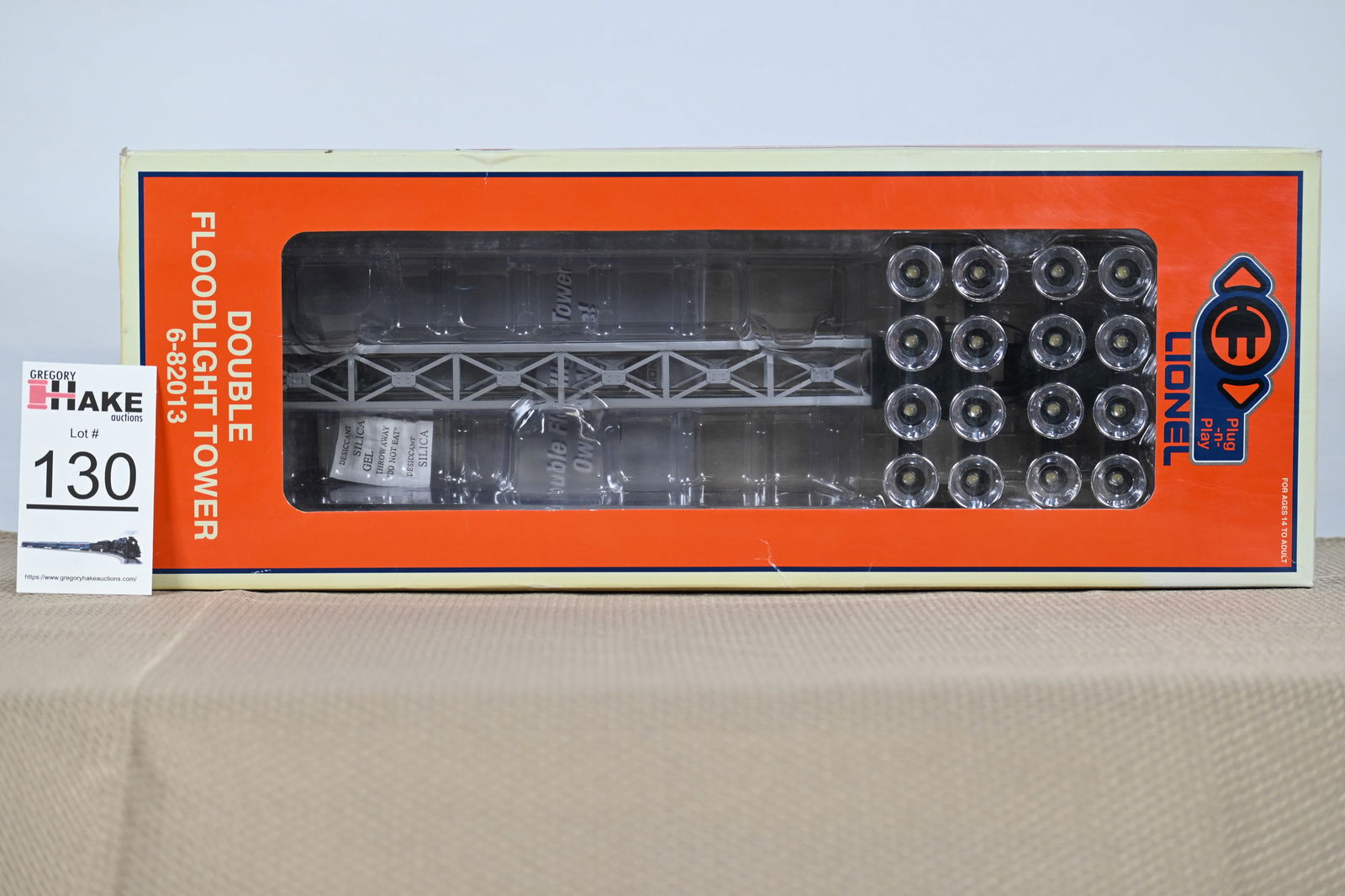Lionel  6-82013 Double Floodlight Tower w/ OB (1 of 2)