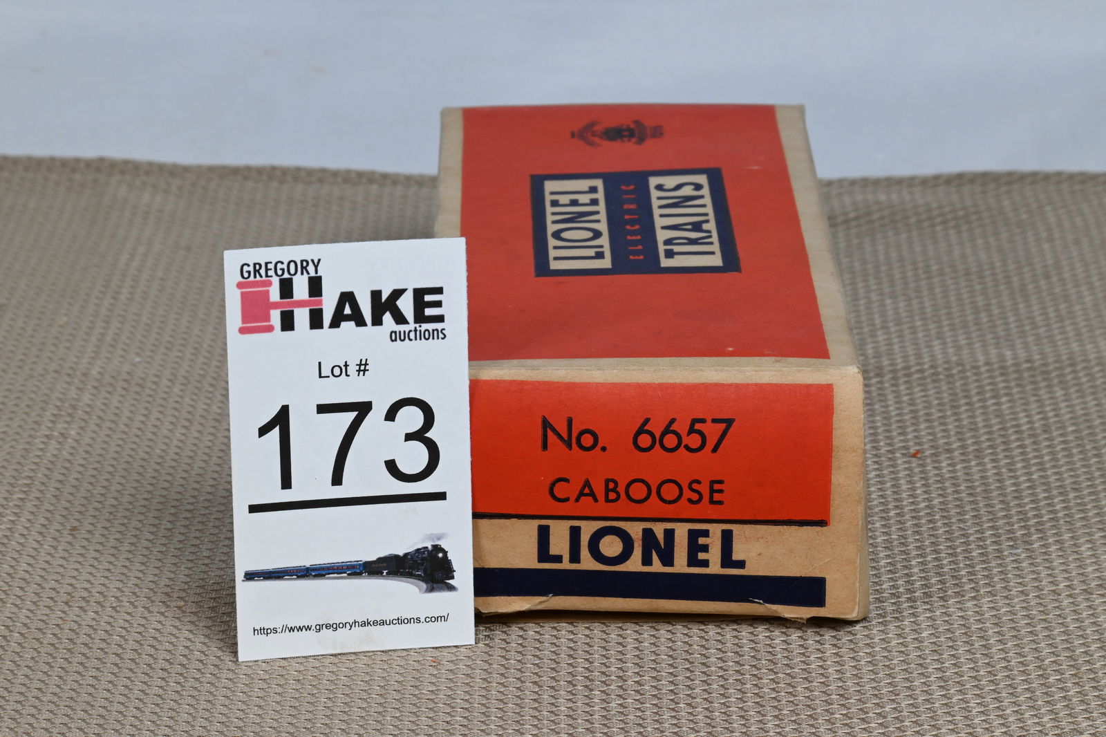 Lionel Postwar 6656 Rio Grande Caboose Empty Original Box: Lionel Postwar 6656 Rio Grande Caboose Empty Original Box. Box is very square with nice colors. There is a price sticker on one end flap.