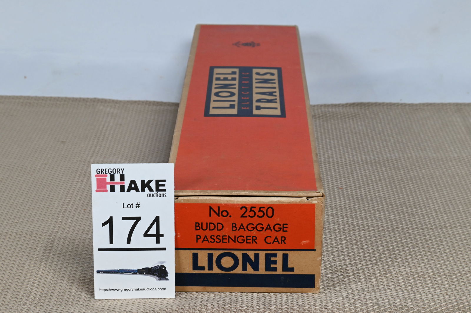 Beautiful Lionel Postwar 2550 Budd Car Dummy Unit Empty Original Box (1 of 4)