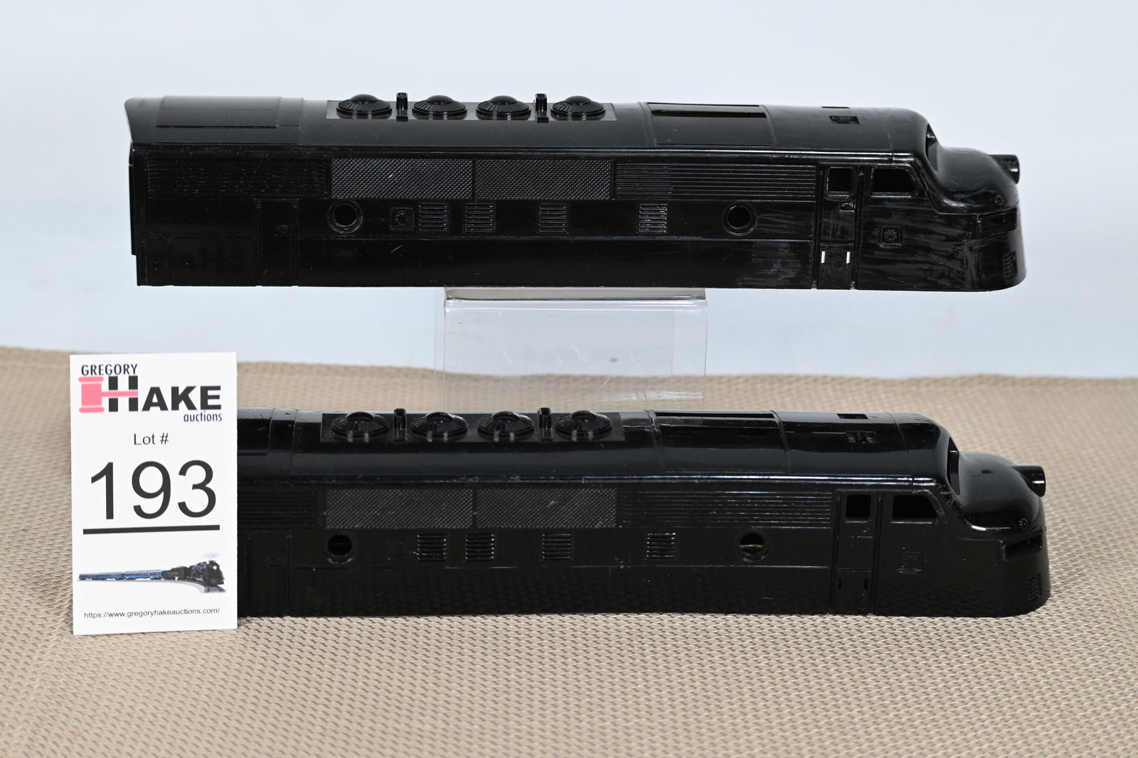 Two Lionel Postwar 2333 Black Santa Fe F3 Diesel Locomotive Shells (1 of 5)