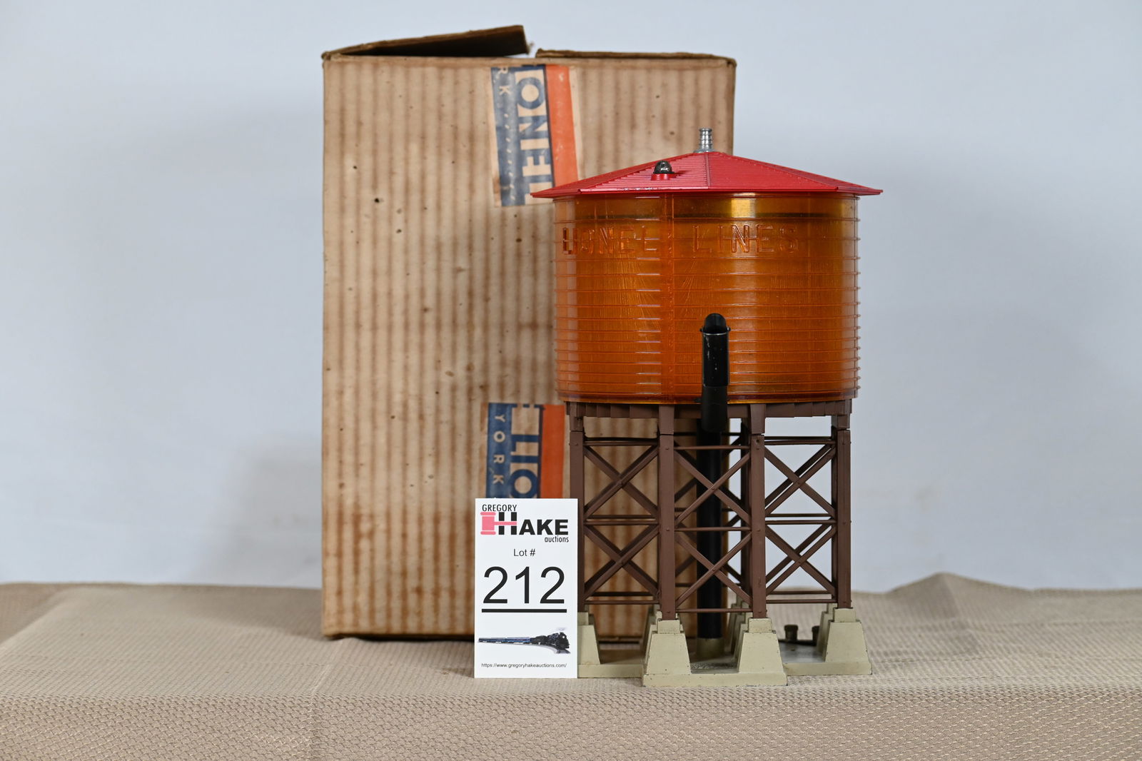 Lionel Postwar 38 Operating Water Tower w/ OB (1 of 8)