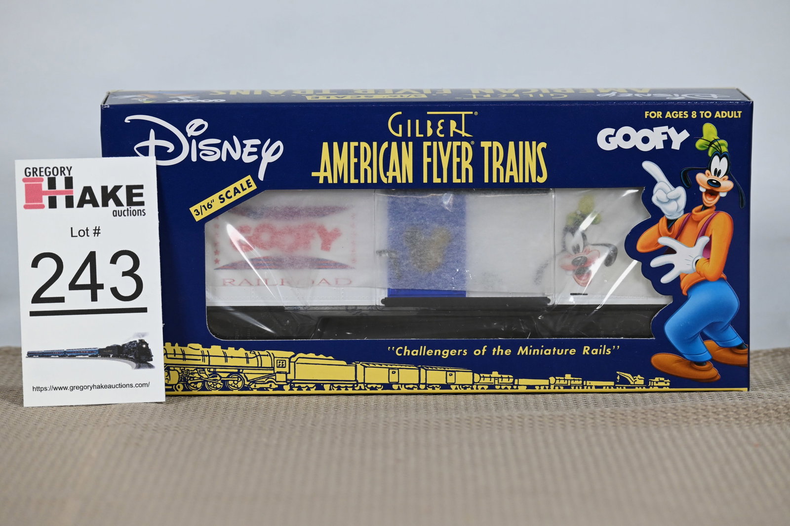 American Flyer 6-48349 Disney Goofy Boxcar w/ OB: American Flyer 6-48349 Disney Goofy Boxcar w/ OB - C10