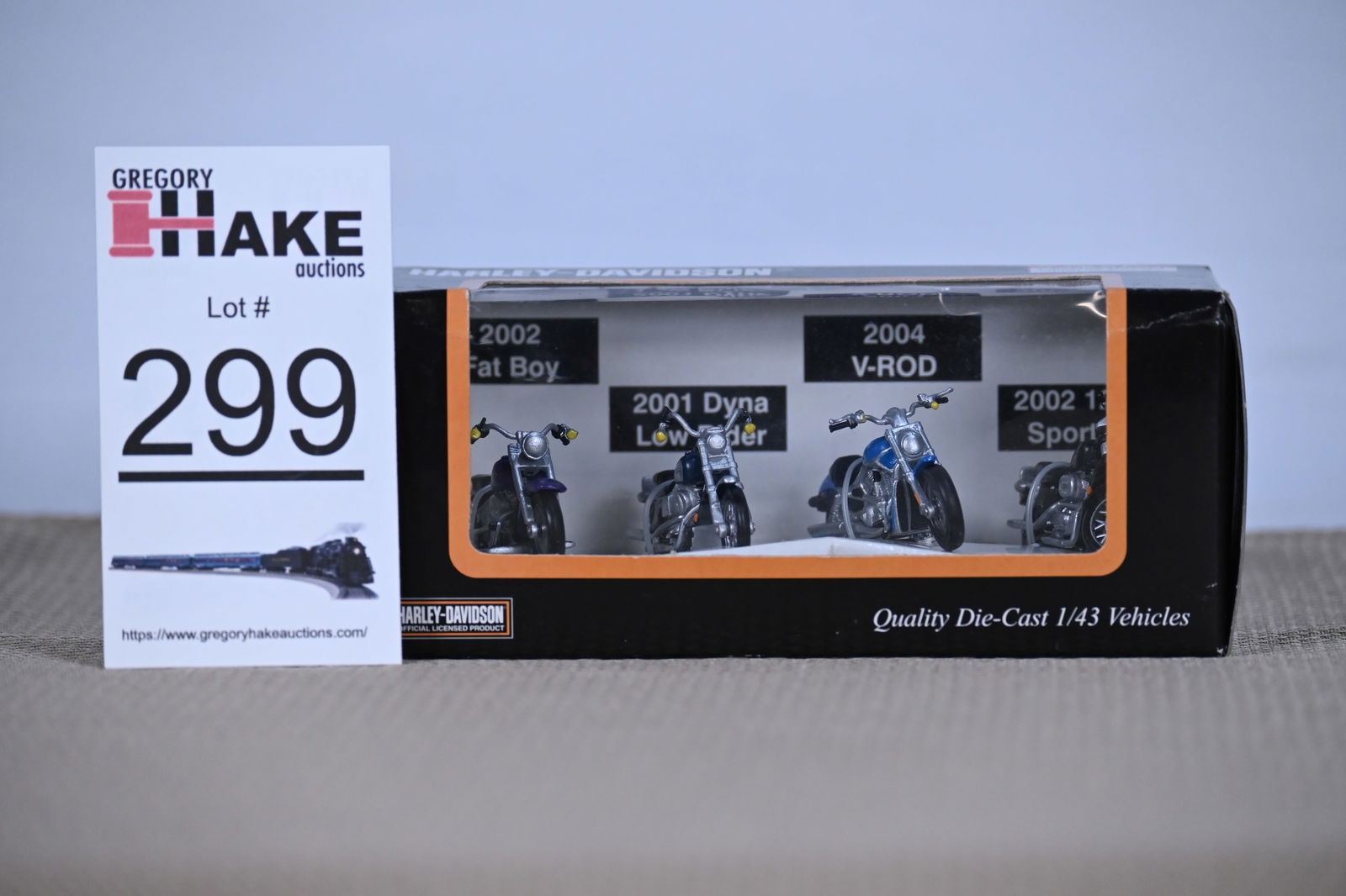 MTH 30-90126 4 Harley Davidson Motorcycles w/ OB (1 of 3)
