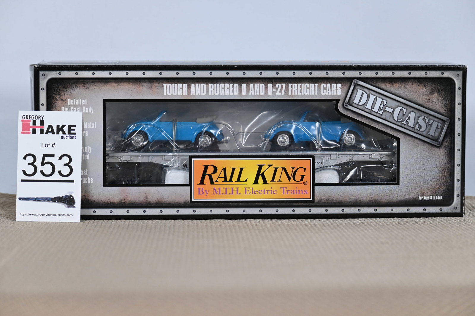 MTH (RailKing) - 30-8311: (O Gauge) Western Pacific - Die-Cast Flat Car w/'67 Volkswagon Car & OB: MTH (RailKing) - 30-8311: (O Gauge) Western Pacific - Die-Cast Flat Car w/'67 Volkswagon Car & OB - C10